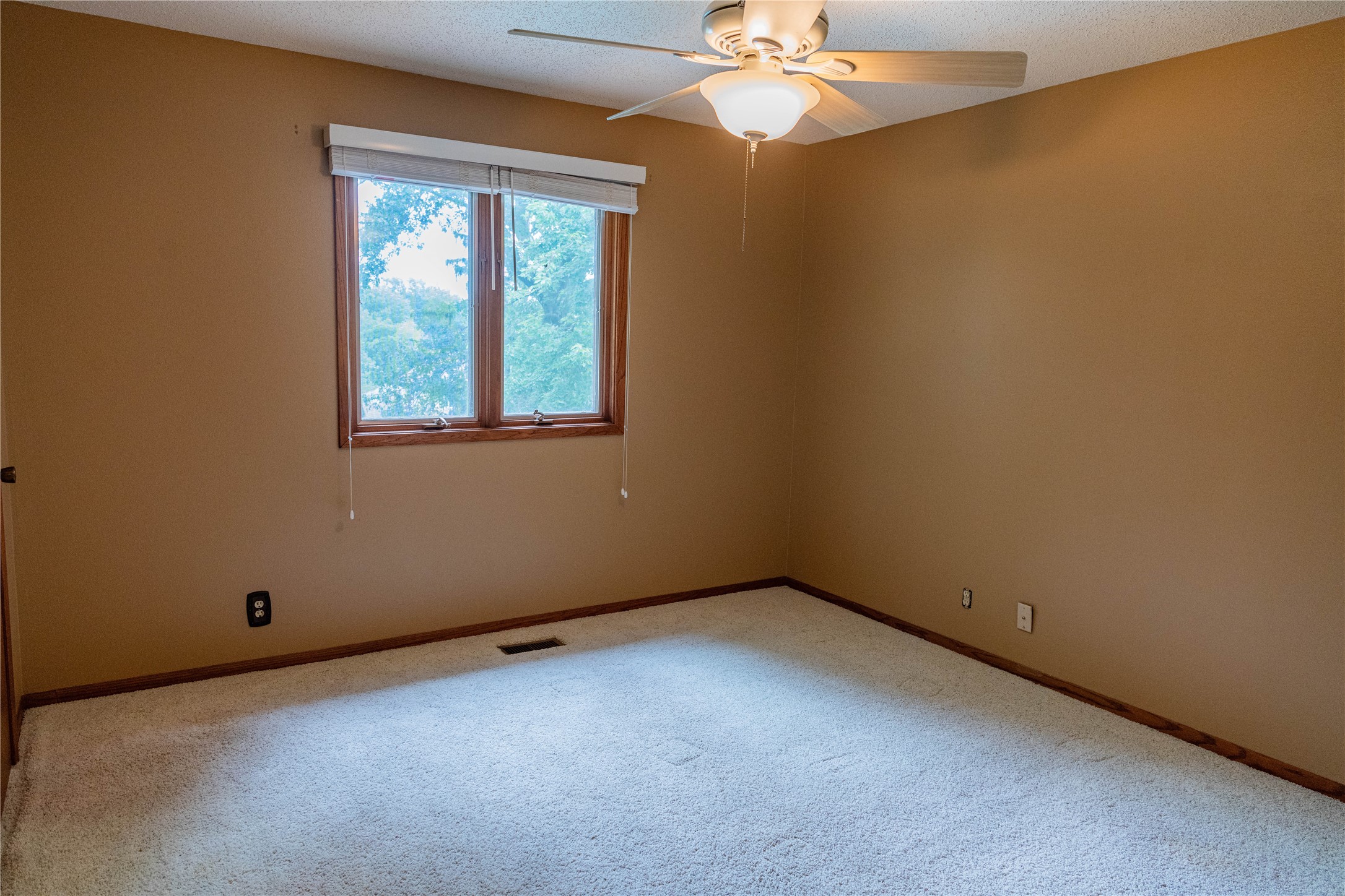 1422 Edgewood Drive Property Photo 16