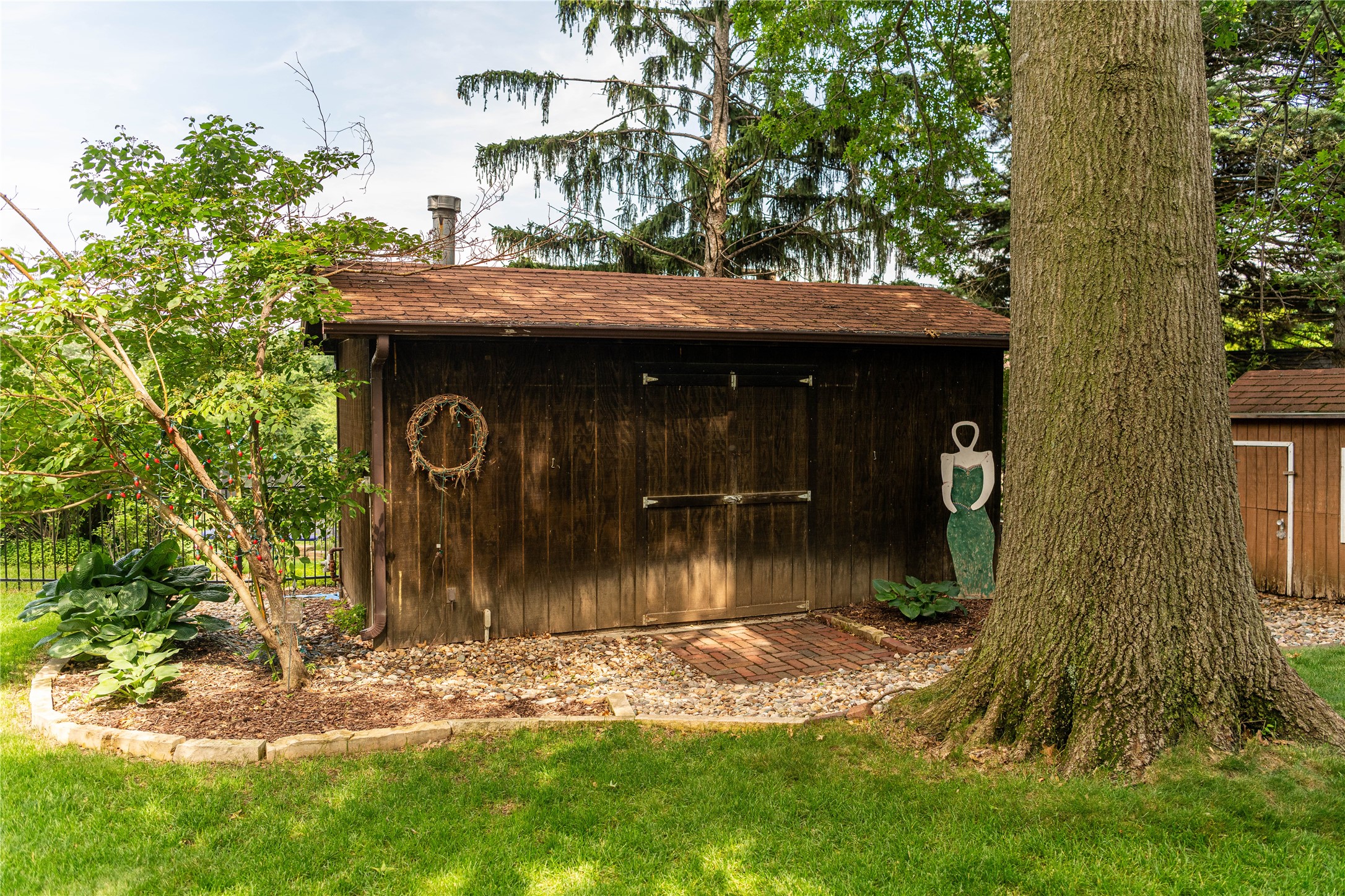 1422 Edgewood Drive Property Photo 35
