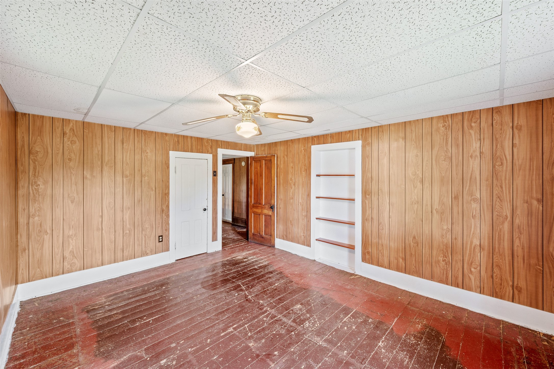 302 W Division Street Property Photo 21