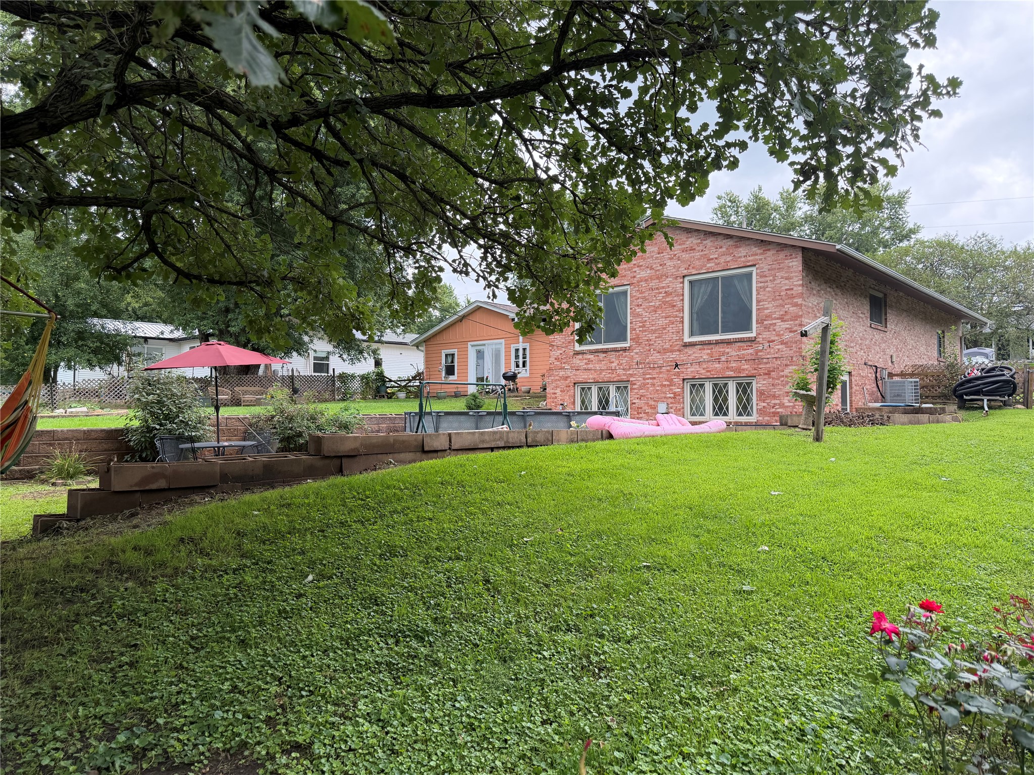 810 Juniper Avenue Property Photo 6