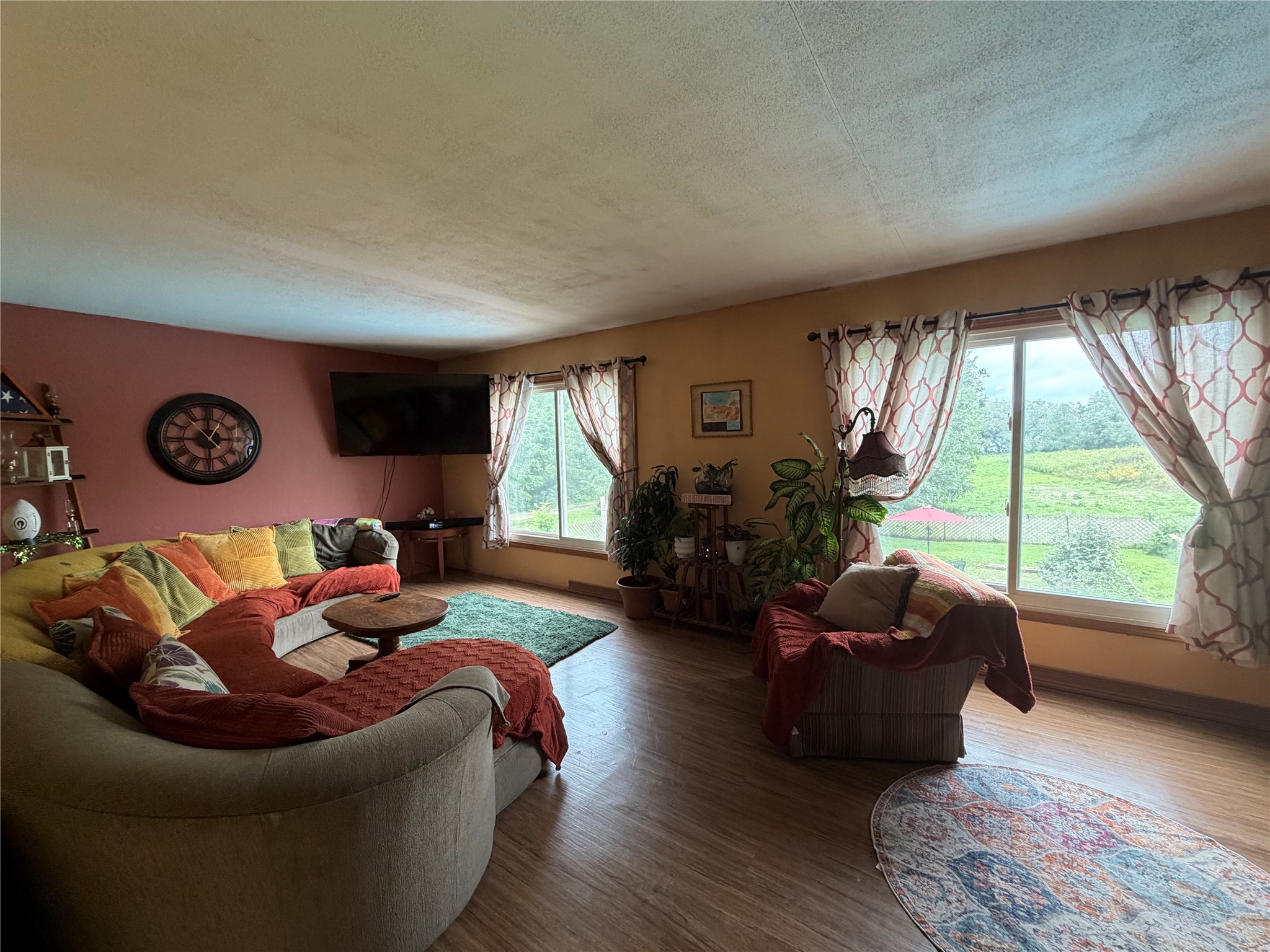 810 Juniper Avenue Property Photo 16