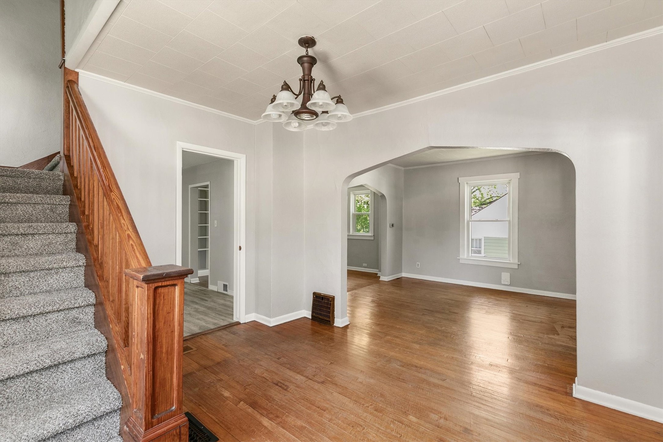 624 Mckinley Avenue Property Photo 4