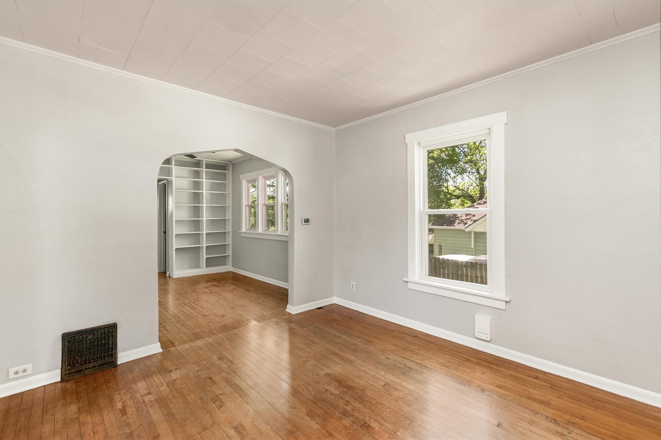 624 Mckinley Avenue Property Photo 7