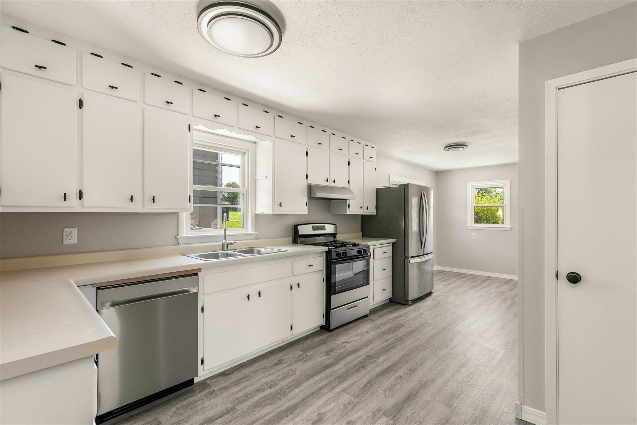 624 Mckinley Avenue Property Photo 10