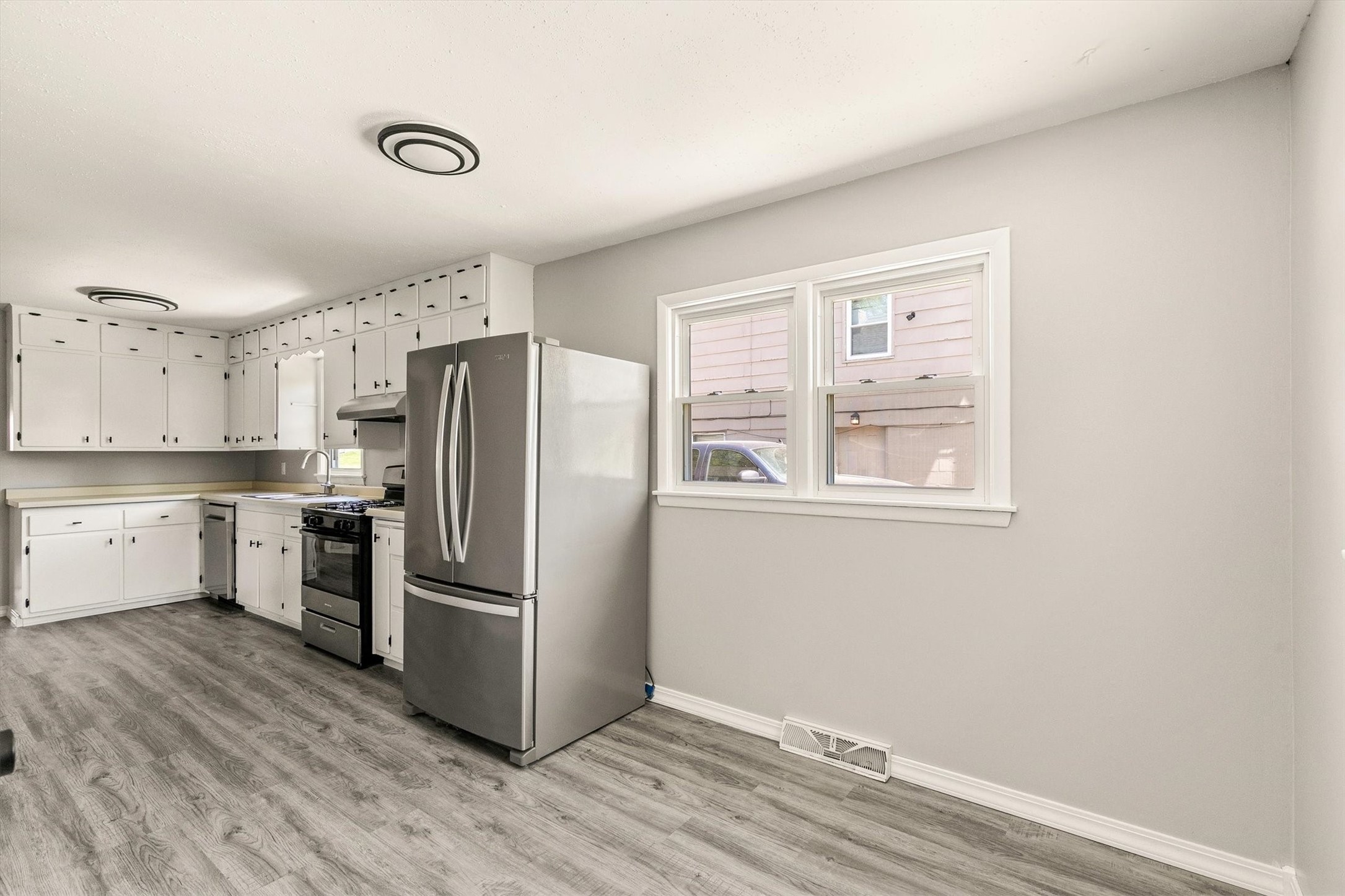 624 Mckinley Avenue Property Photo 11