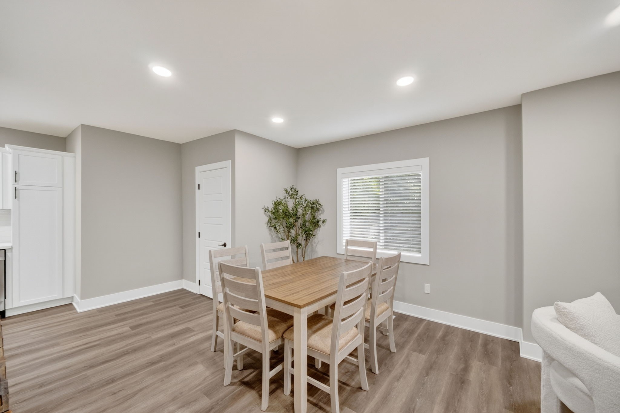 2116 23rd Street Property Photo 10