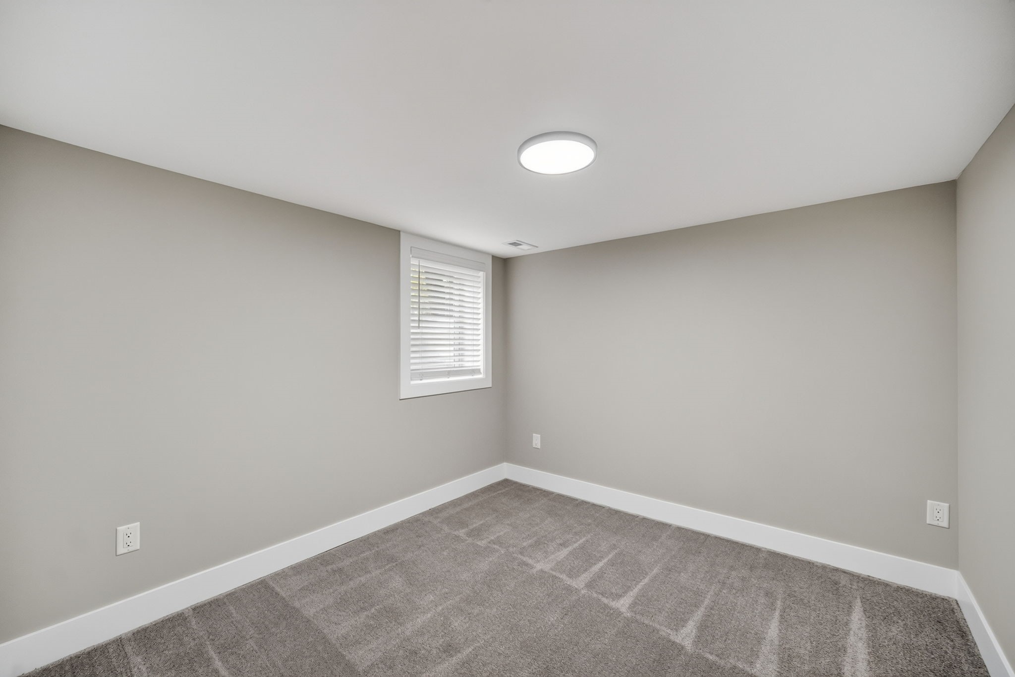 2116 23rd Street Property Photo 21