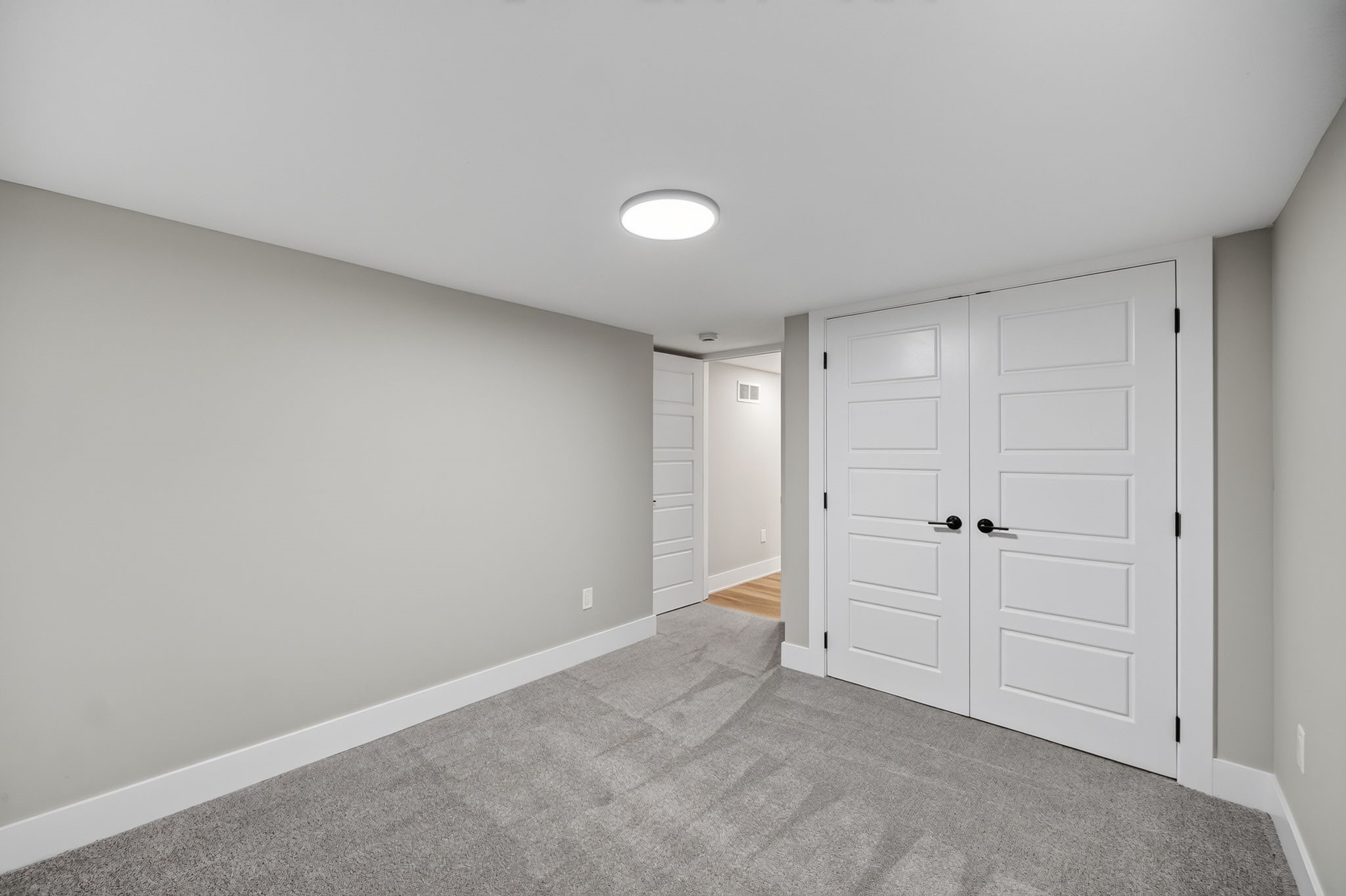 2116 23rd Street Property Photo 22