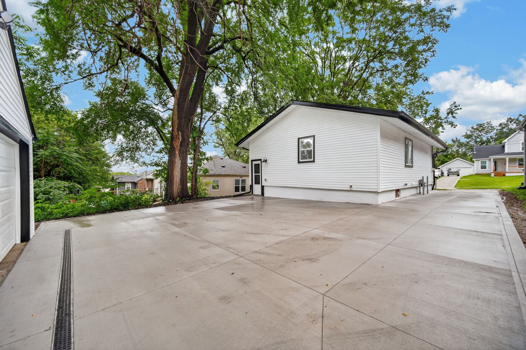2116 23rd Street Property Photo 28