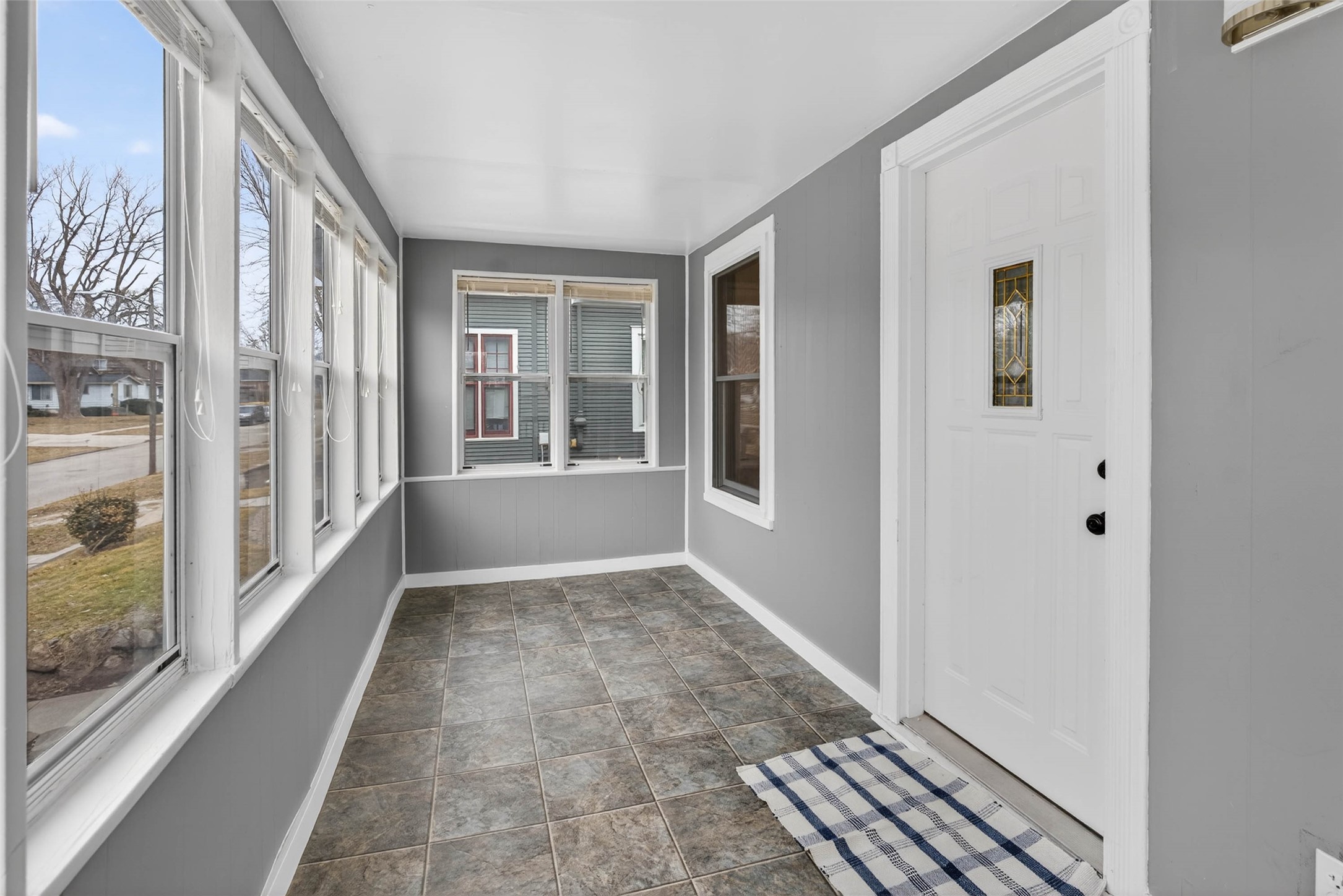 709 Ninth Street Property Photo 6