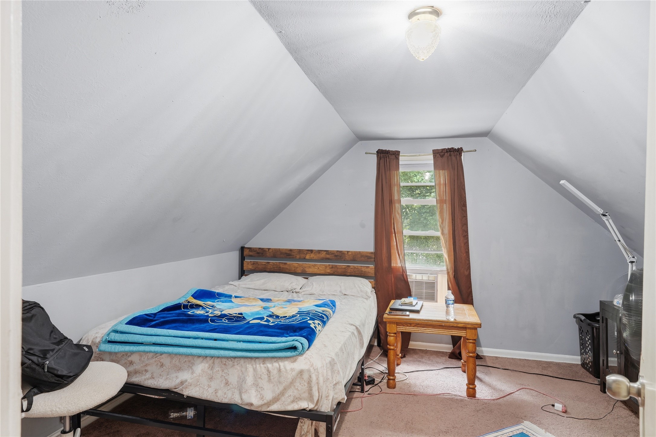 2736 College Avenue Property Photo 13