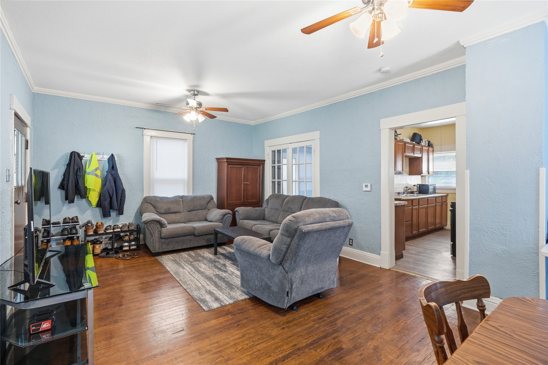 2736 College Avenue Property Photo 16