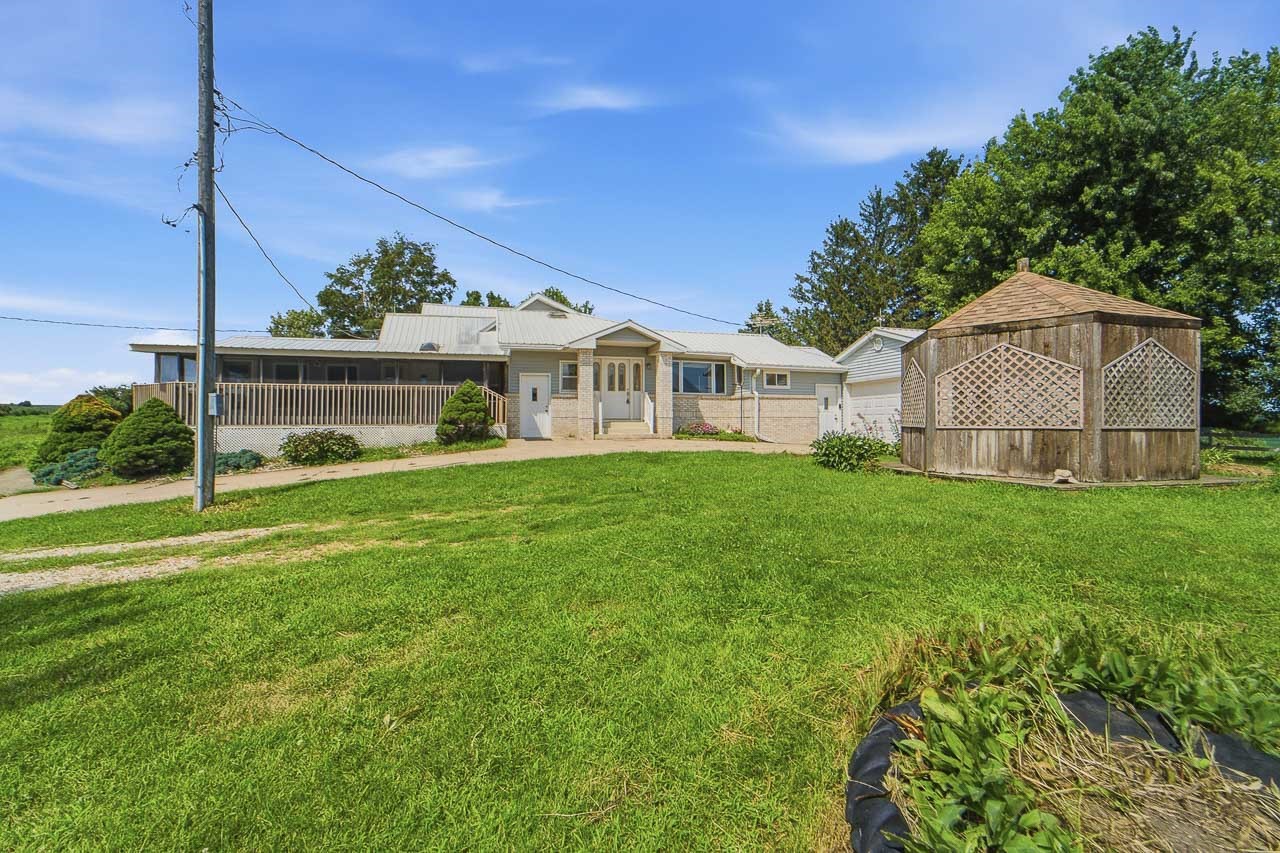 2744 Tank Avenue Property Photo 11