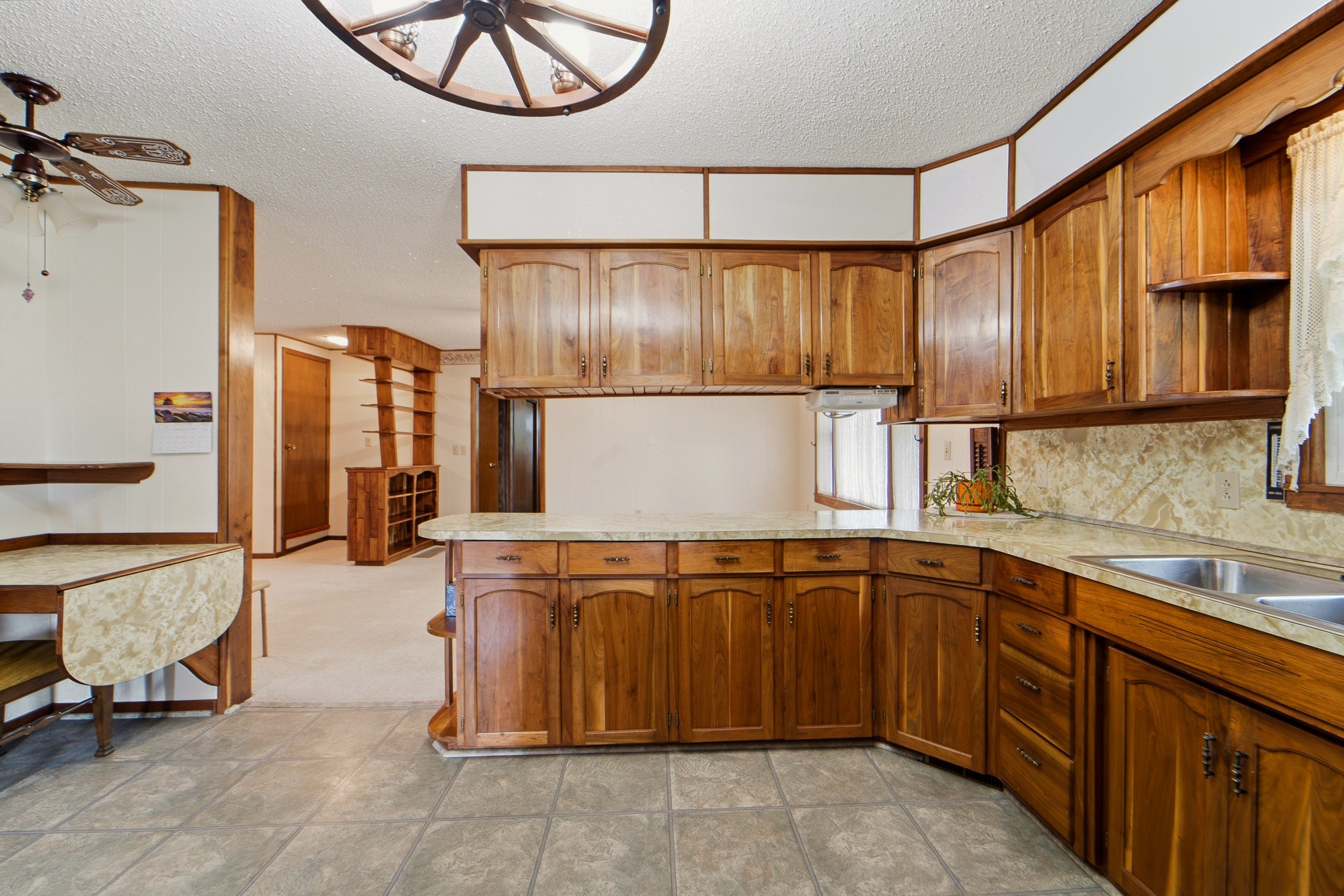 2744 Tank Avenue Property Photo 20