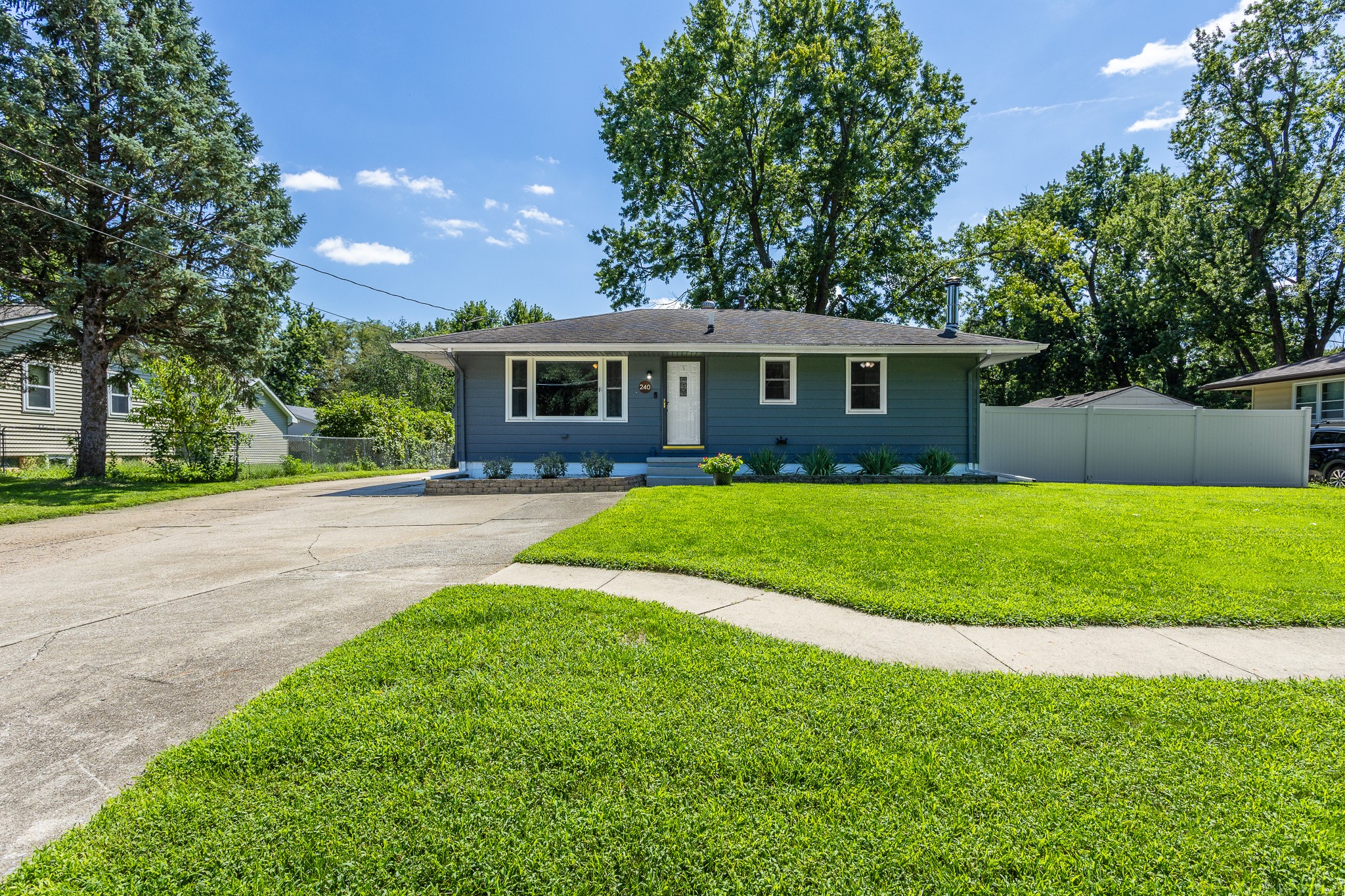 240 Bel Aire Drive Property Photo 1