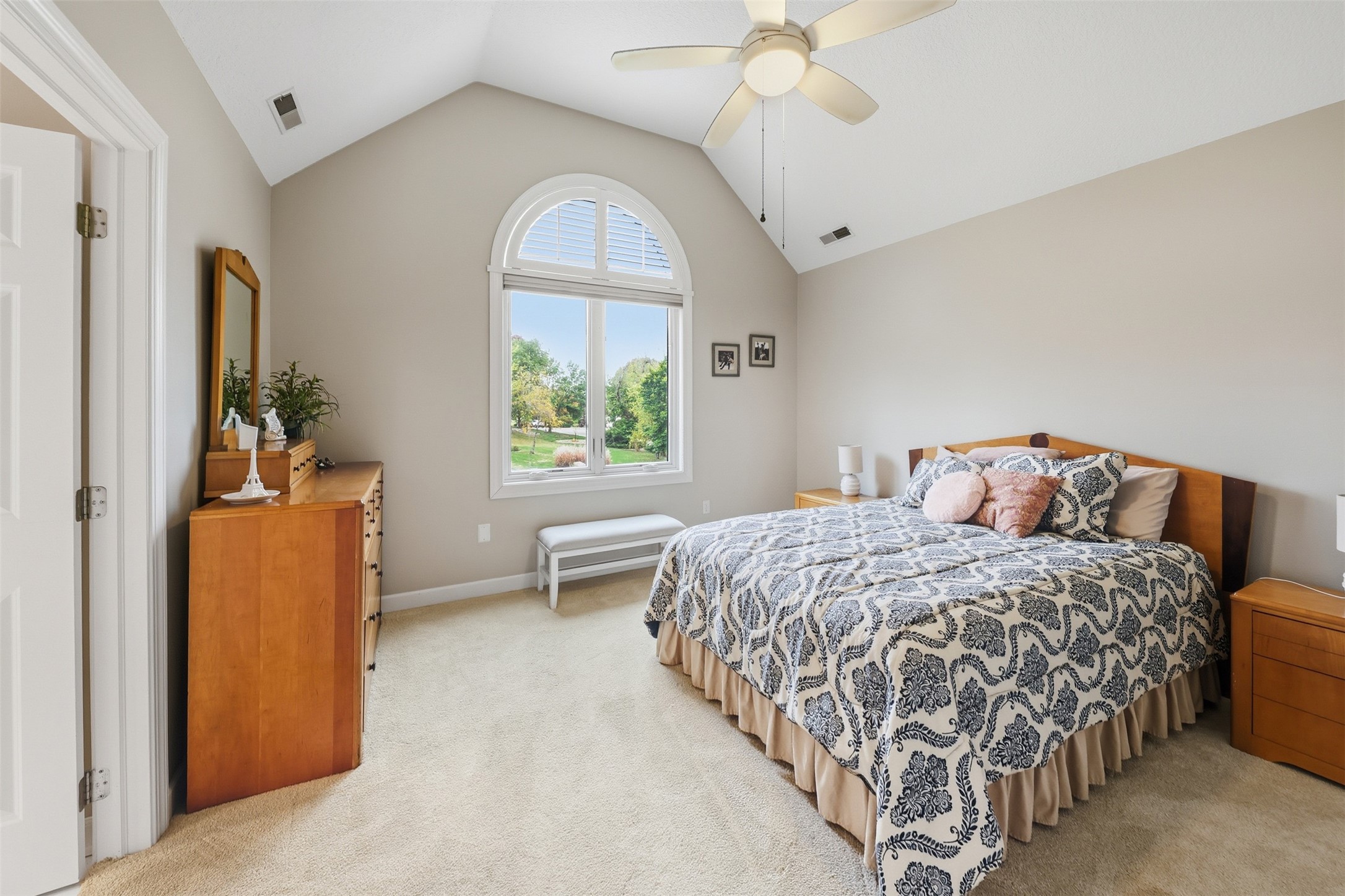 1023 Tulip Tree Lane Property Photo 14