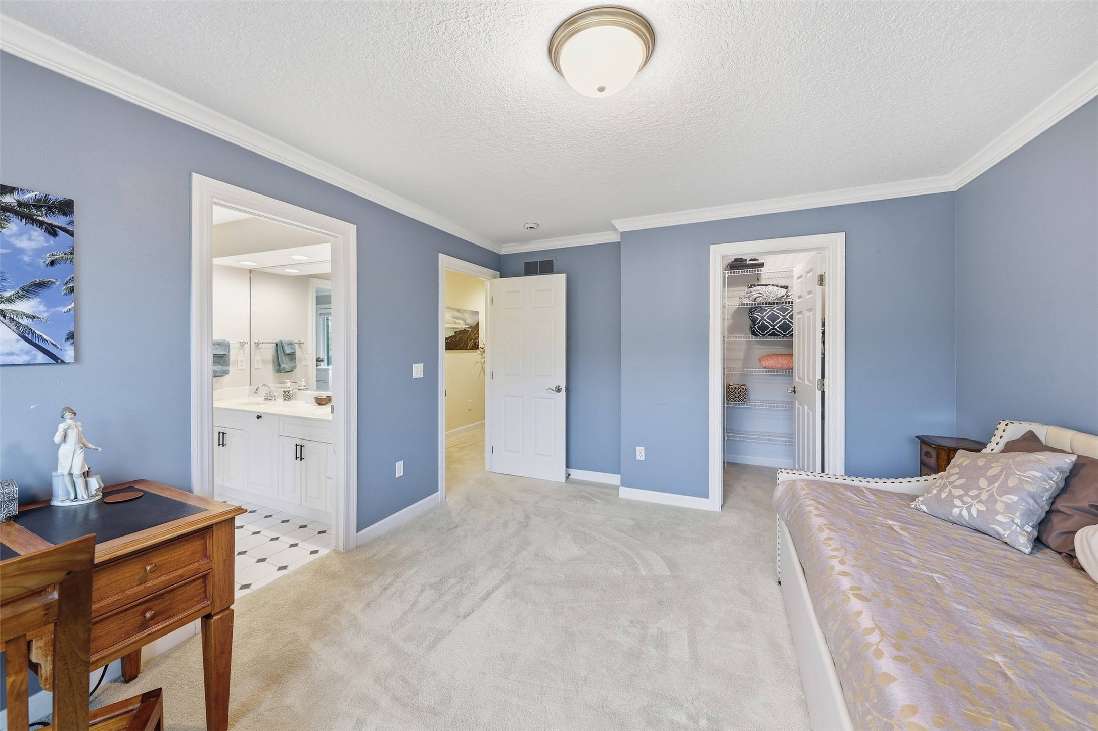 1023 Tulip Tree Lane Property Photo 16