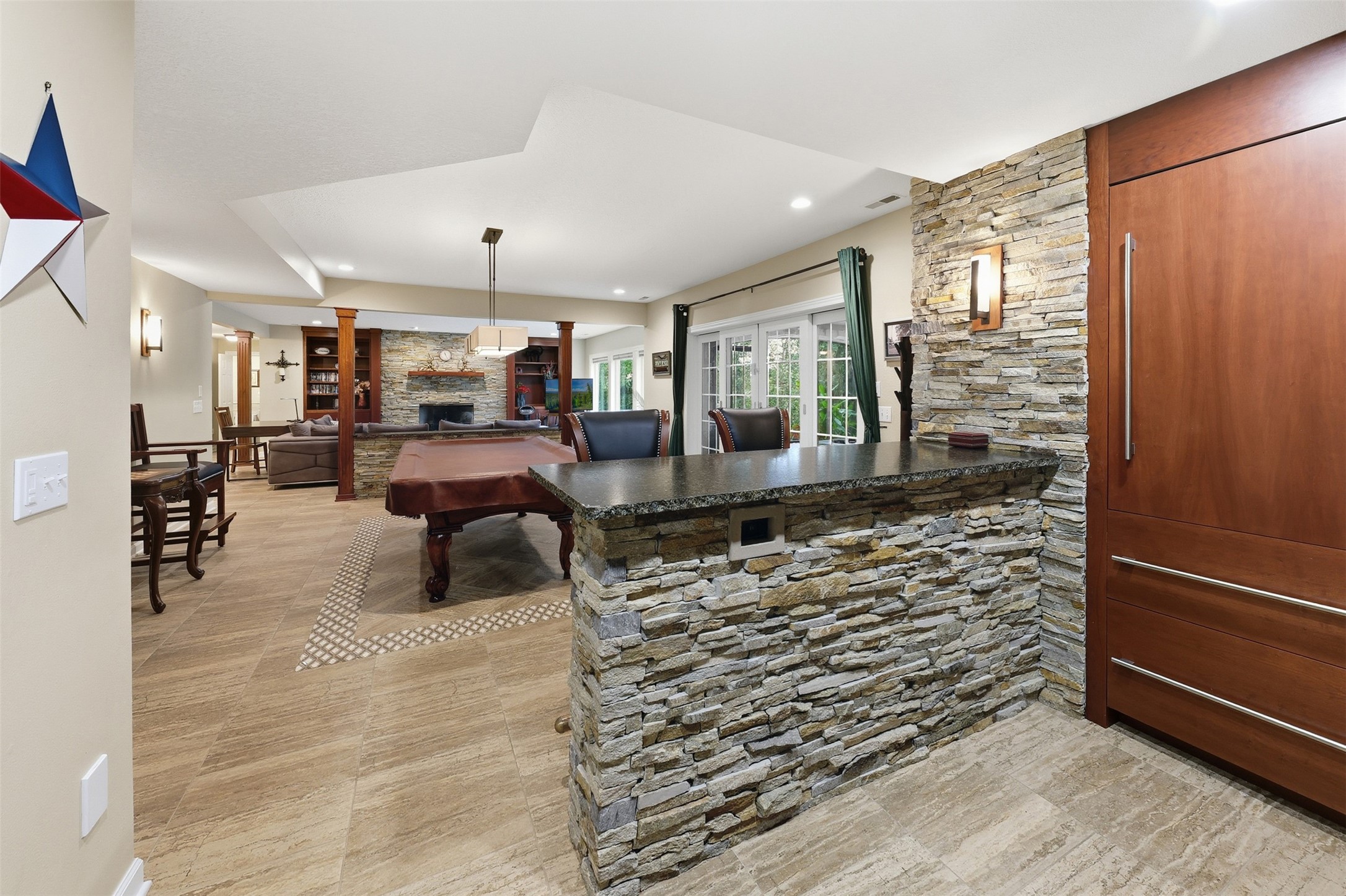 1023 Tulip Tree Lane Property Photo 24