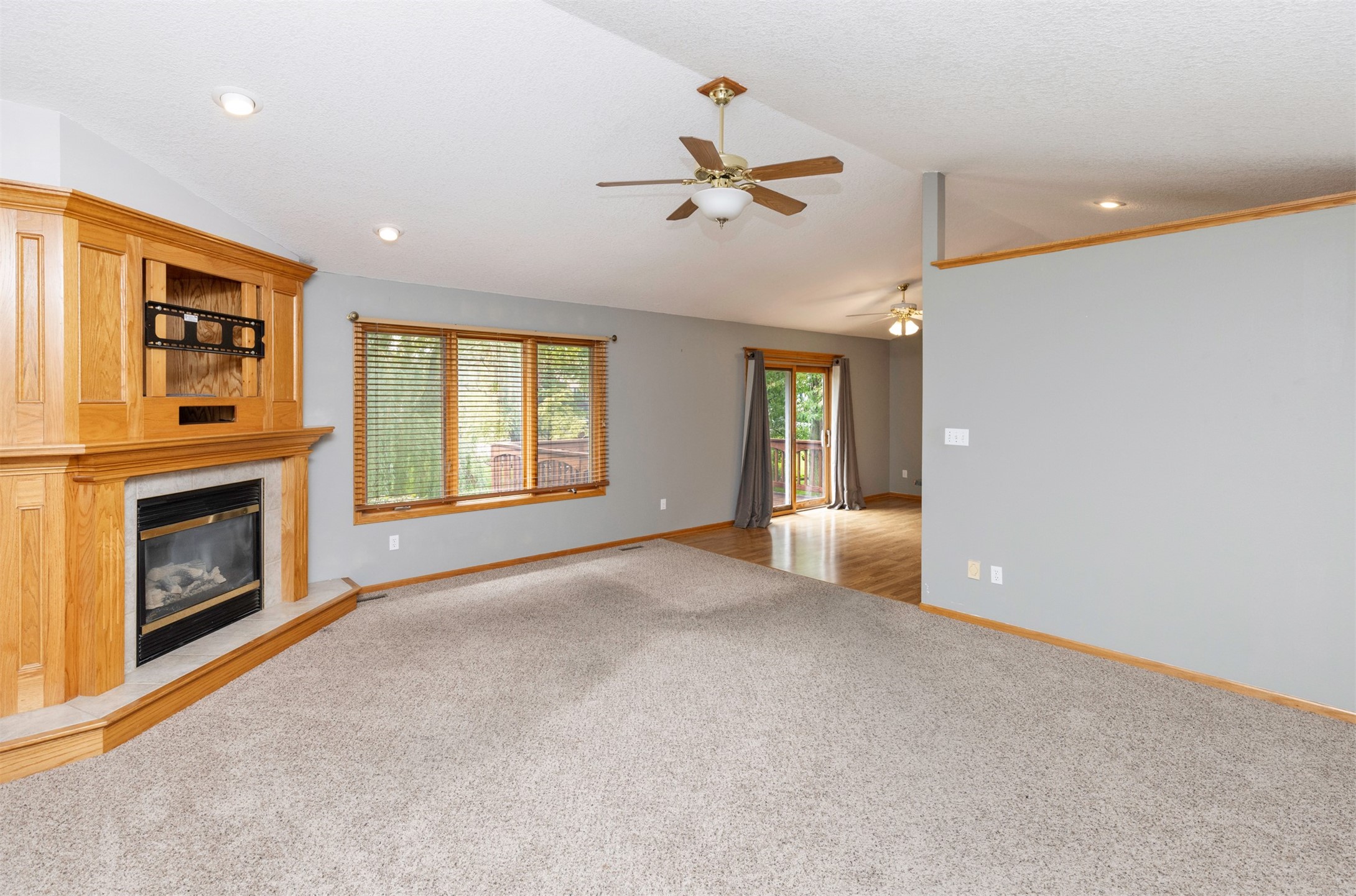 313 Ne 17th Street Property Photo 4