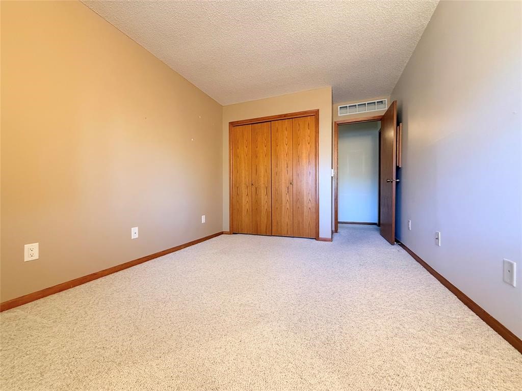 409 Se Delaware Avenue 202 Property Photo 11
