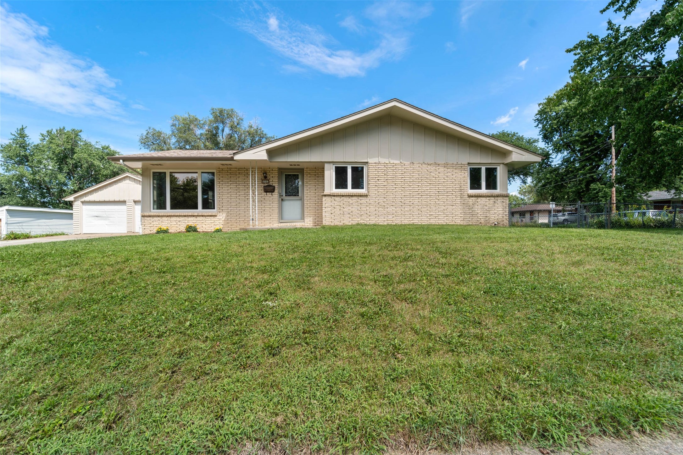 6501 Airline Avenue Property Photo 1