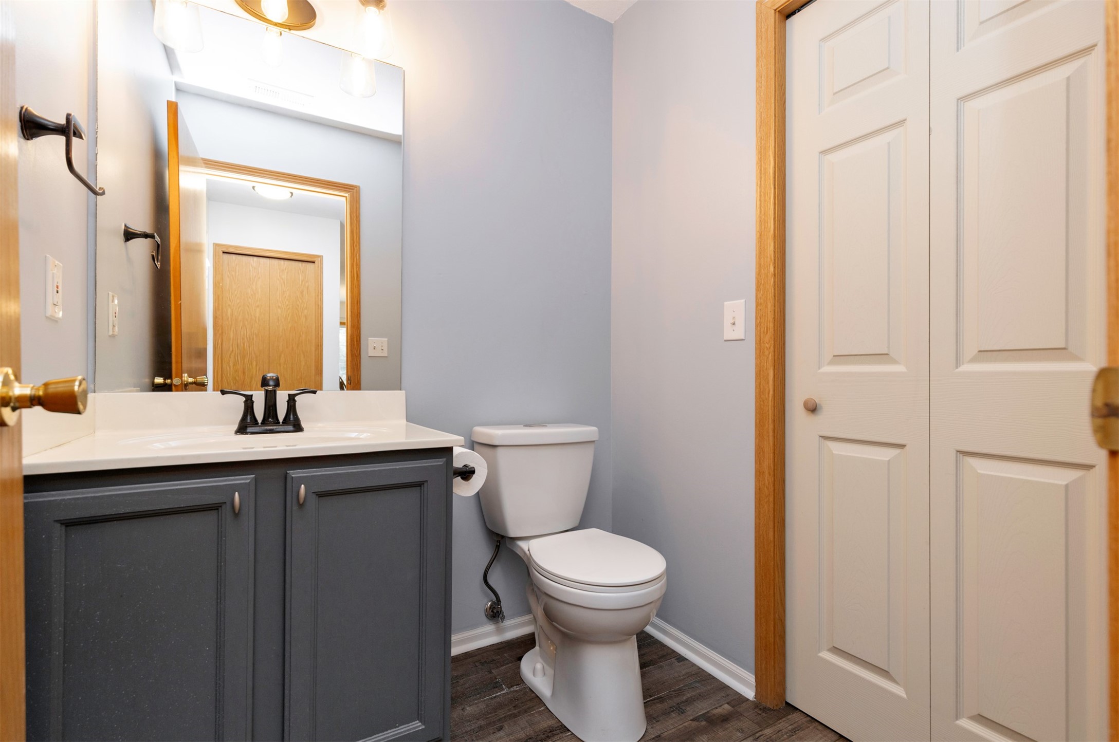2253 Grand Avenue 2 Property Photo 14