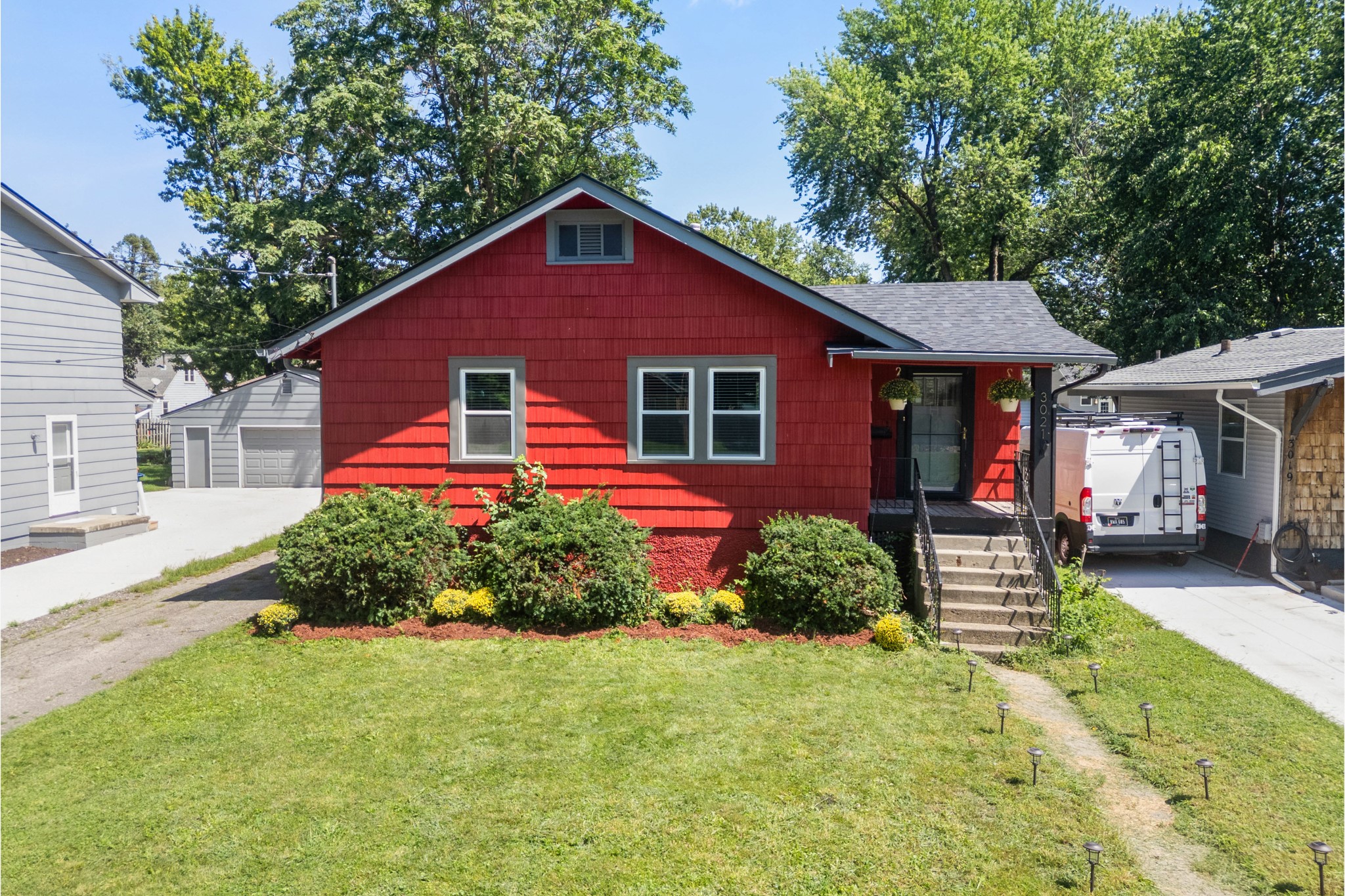 3021 49th Street Property Photo 1