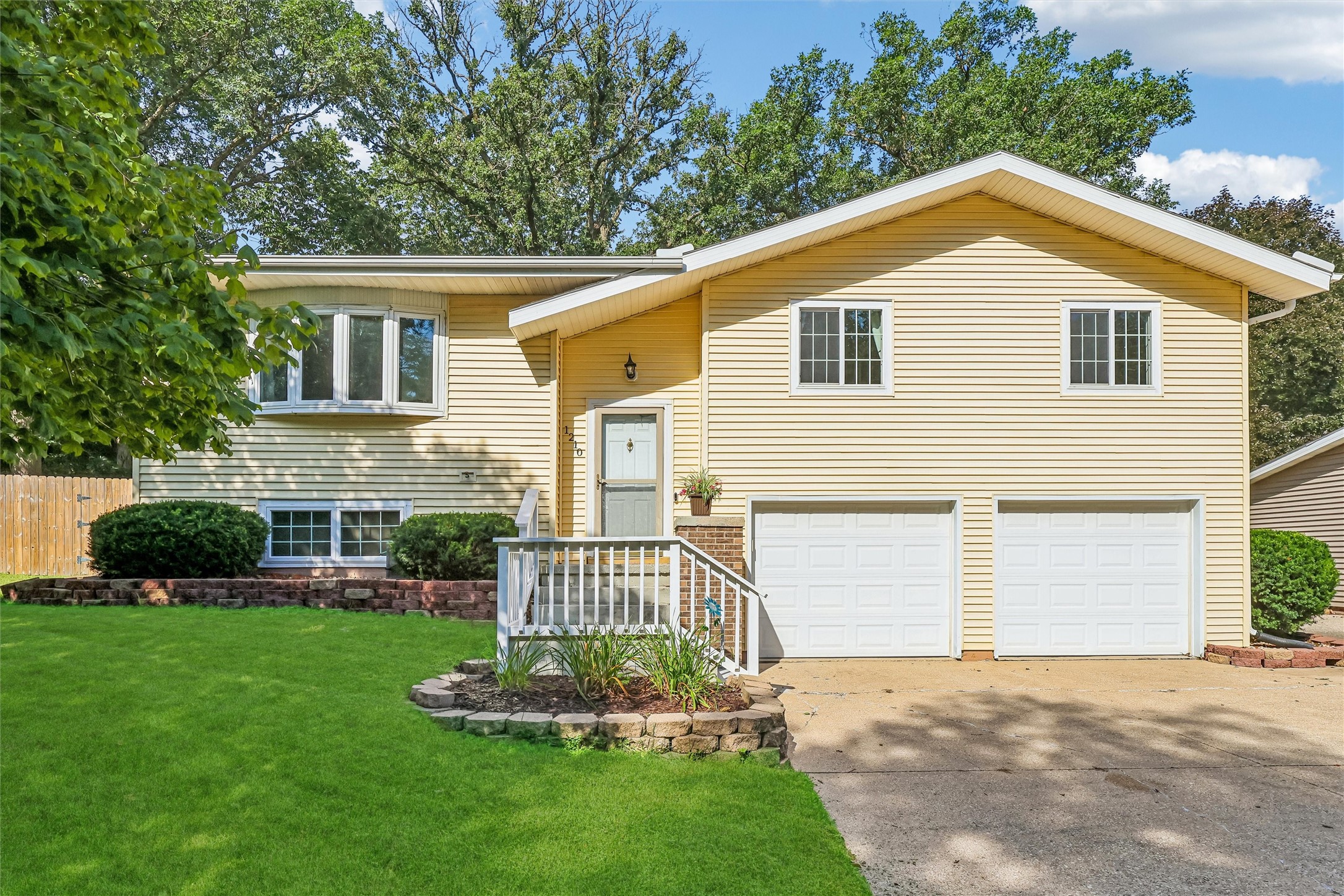 1210 Rushridge Road Property Photo 1