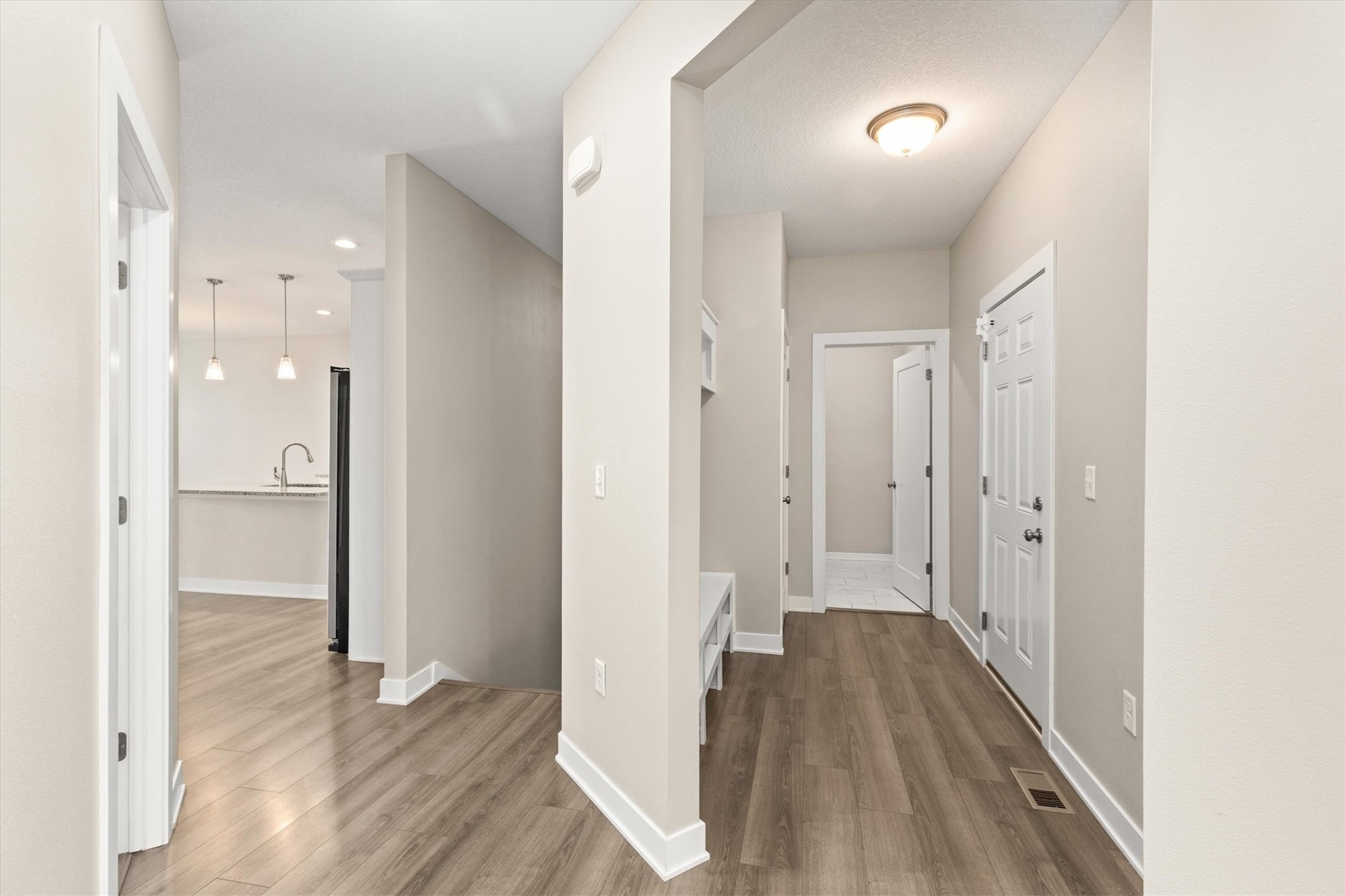 9655 Crowning Drive Property Photo 3