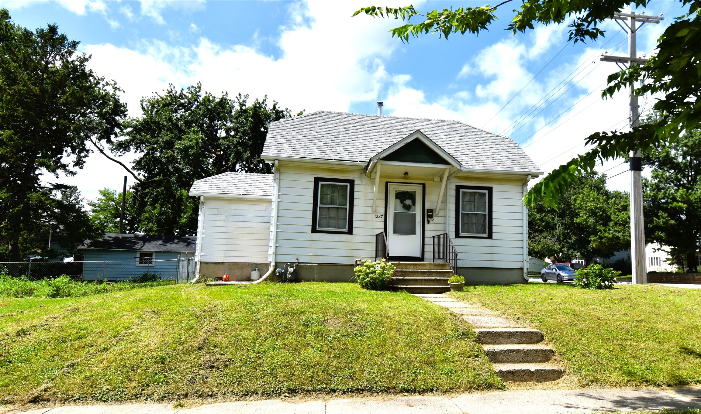 1227 Carroll Avenue Property Photo 1