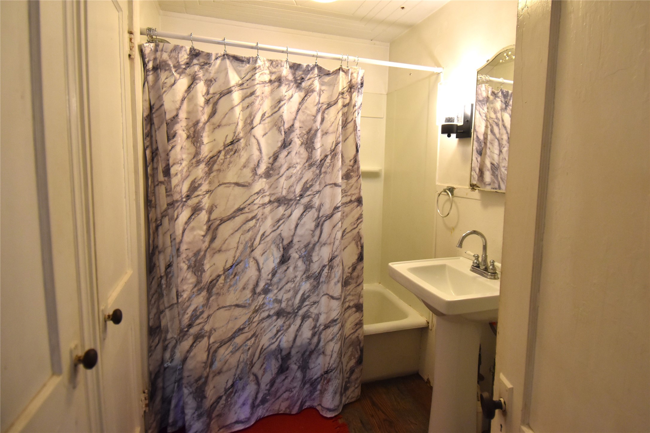 1227 Carroll Avenue Property Photo 12