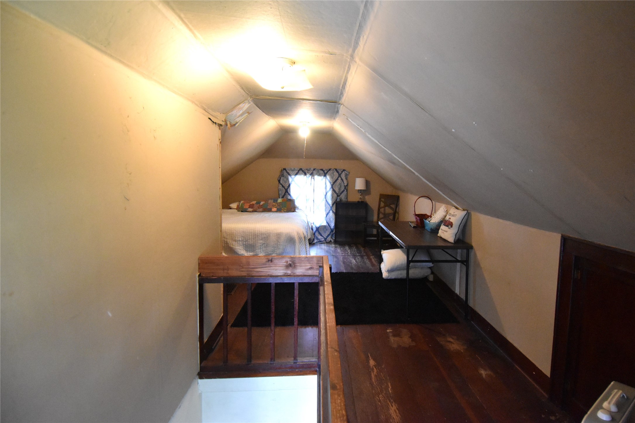 1227 Carroll Avenue Property Photo 13