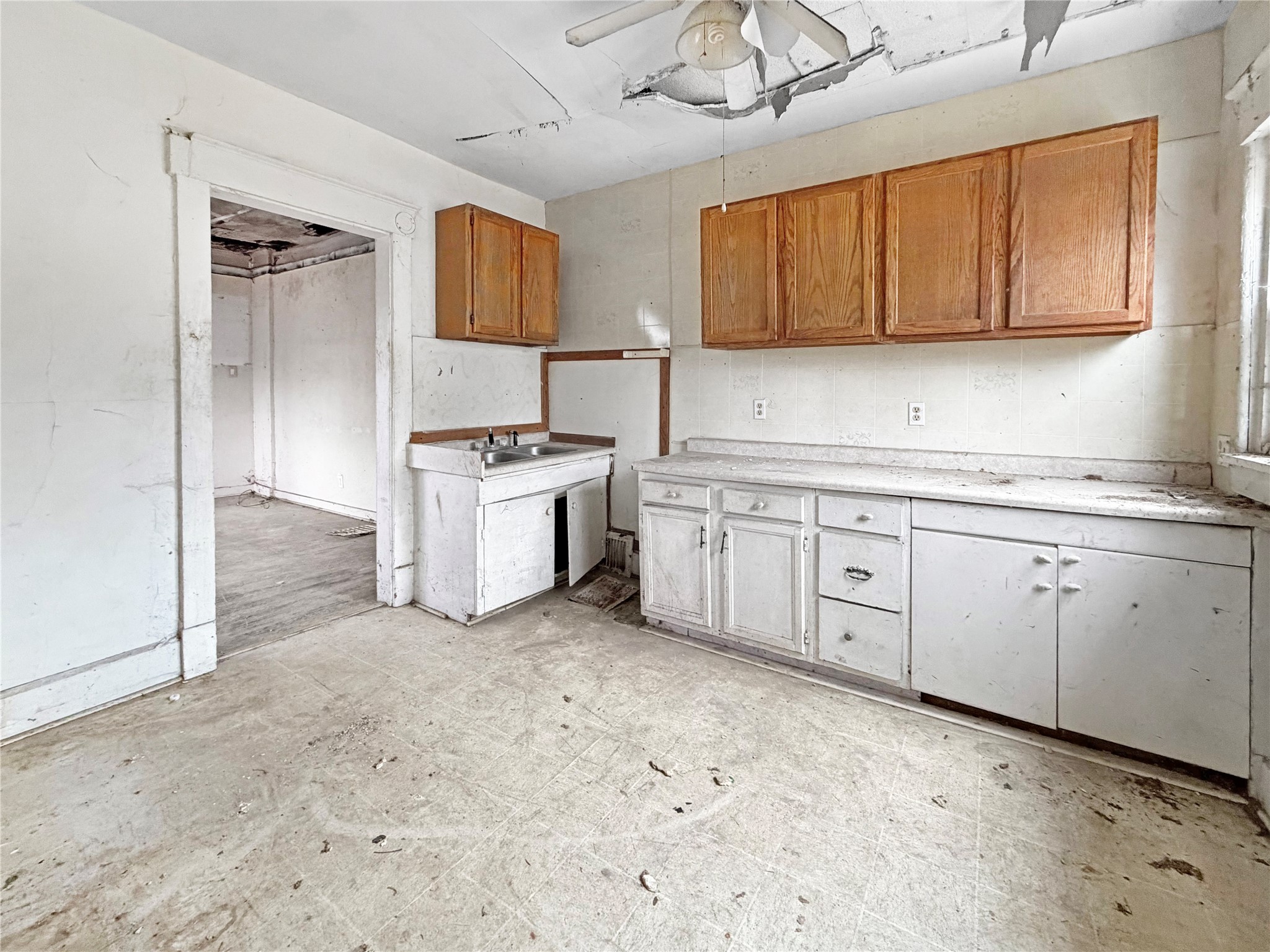 1105 Euclid Avenue Property Photo 11