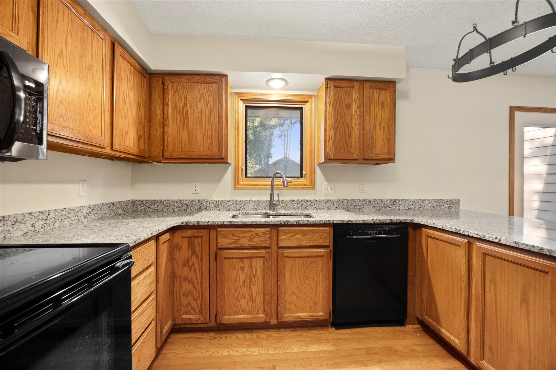 5037 Wistful Vista Drive Property Photo 8