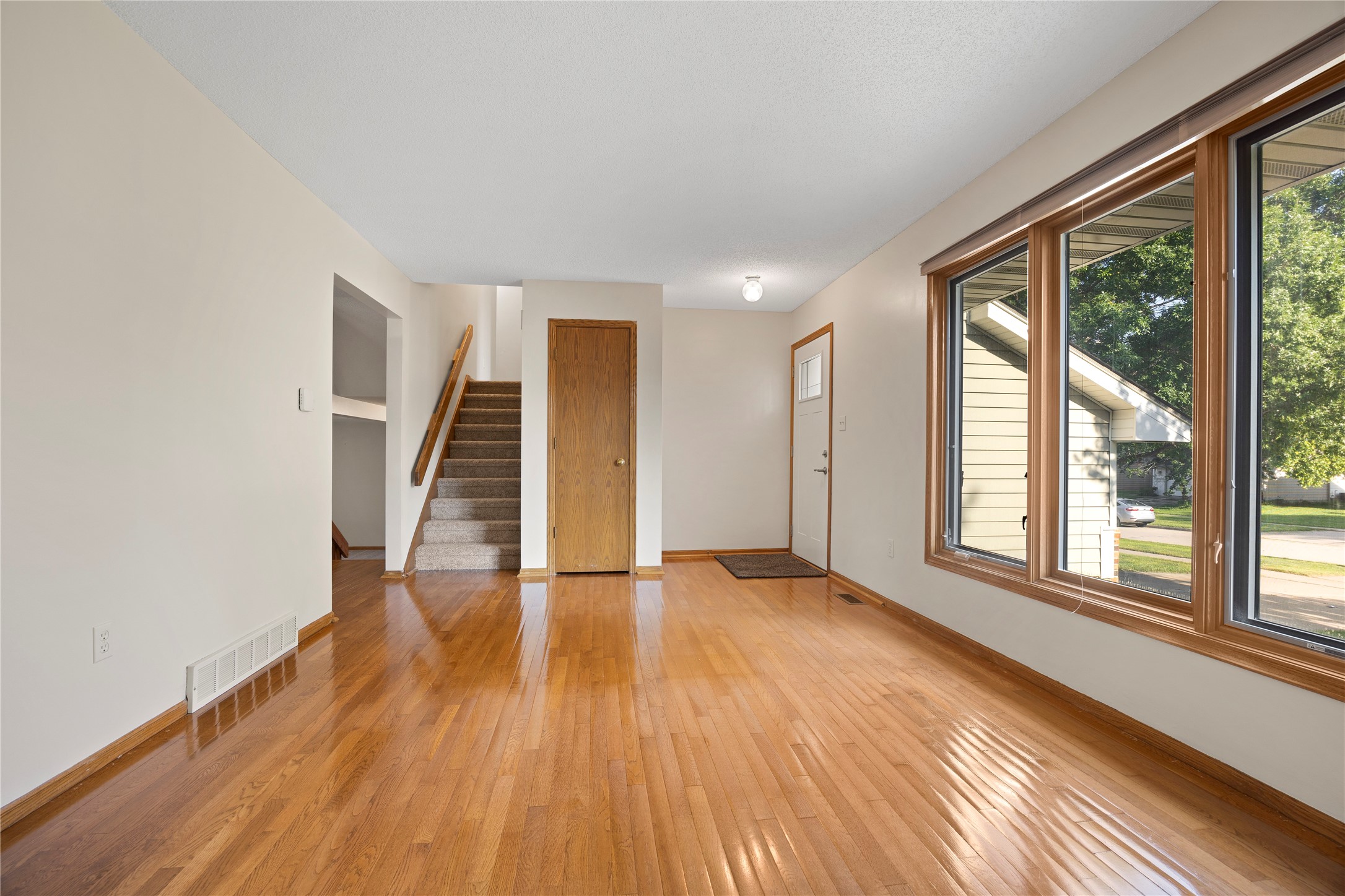 5037 Wistful Vista Drive Property Photo 13