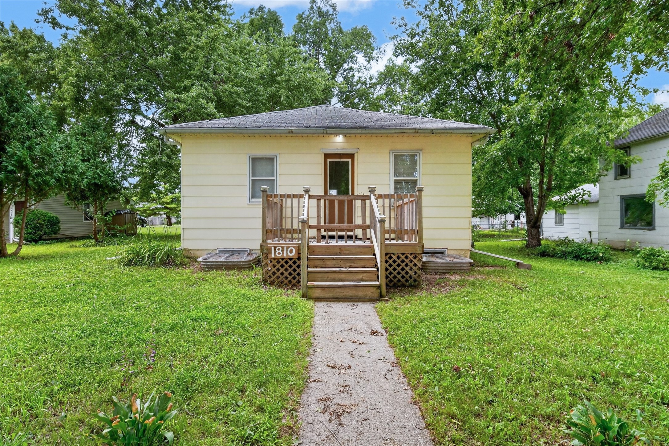 1810 Walnut Street Property Photo 1