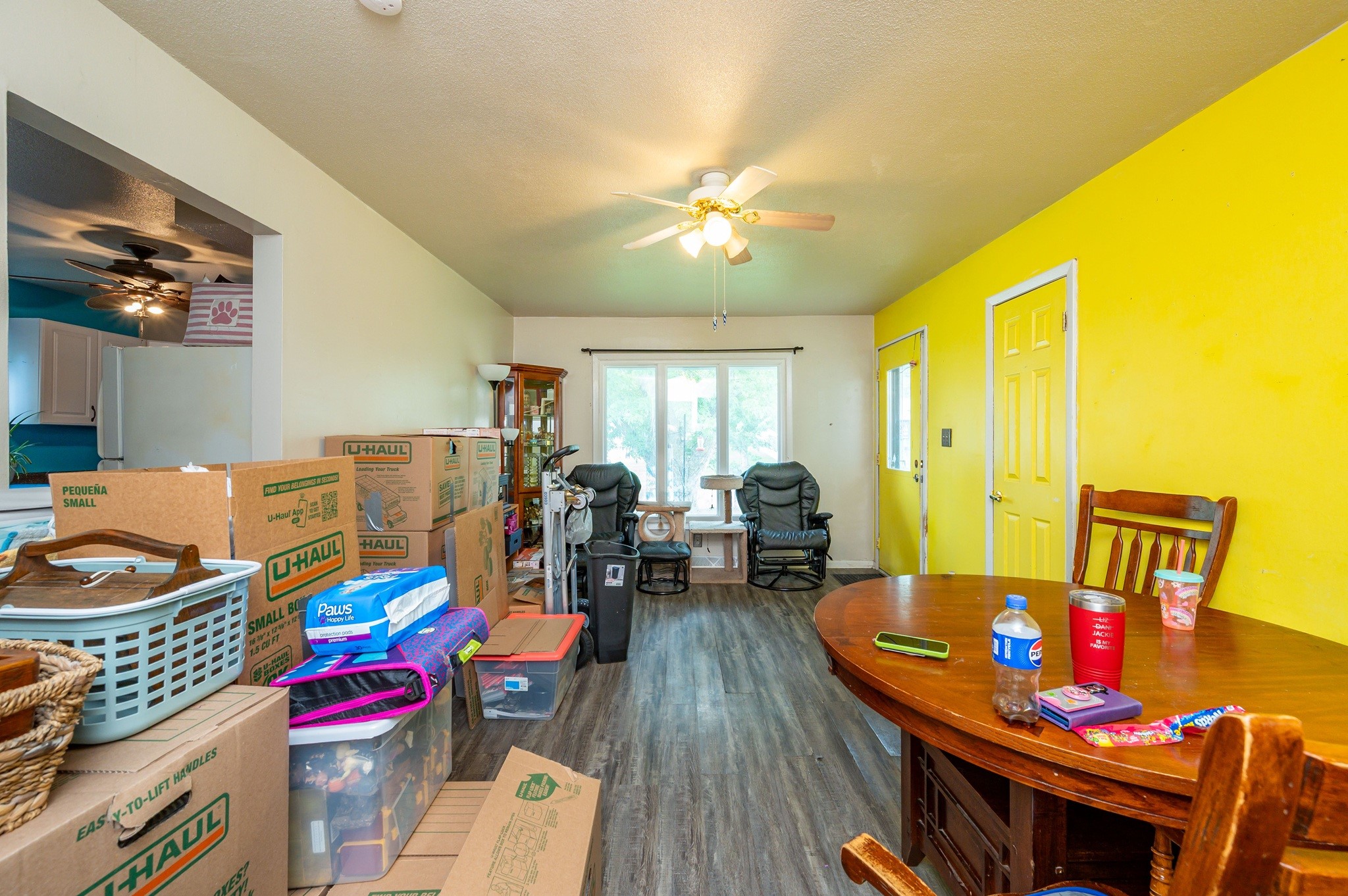 319 E Emma Avenue Property Photo 3