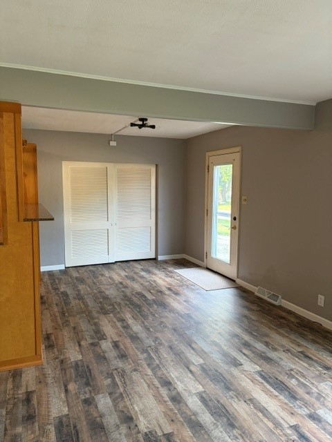 704 Lane Avenue Property Photo 5