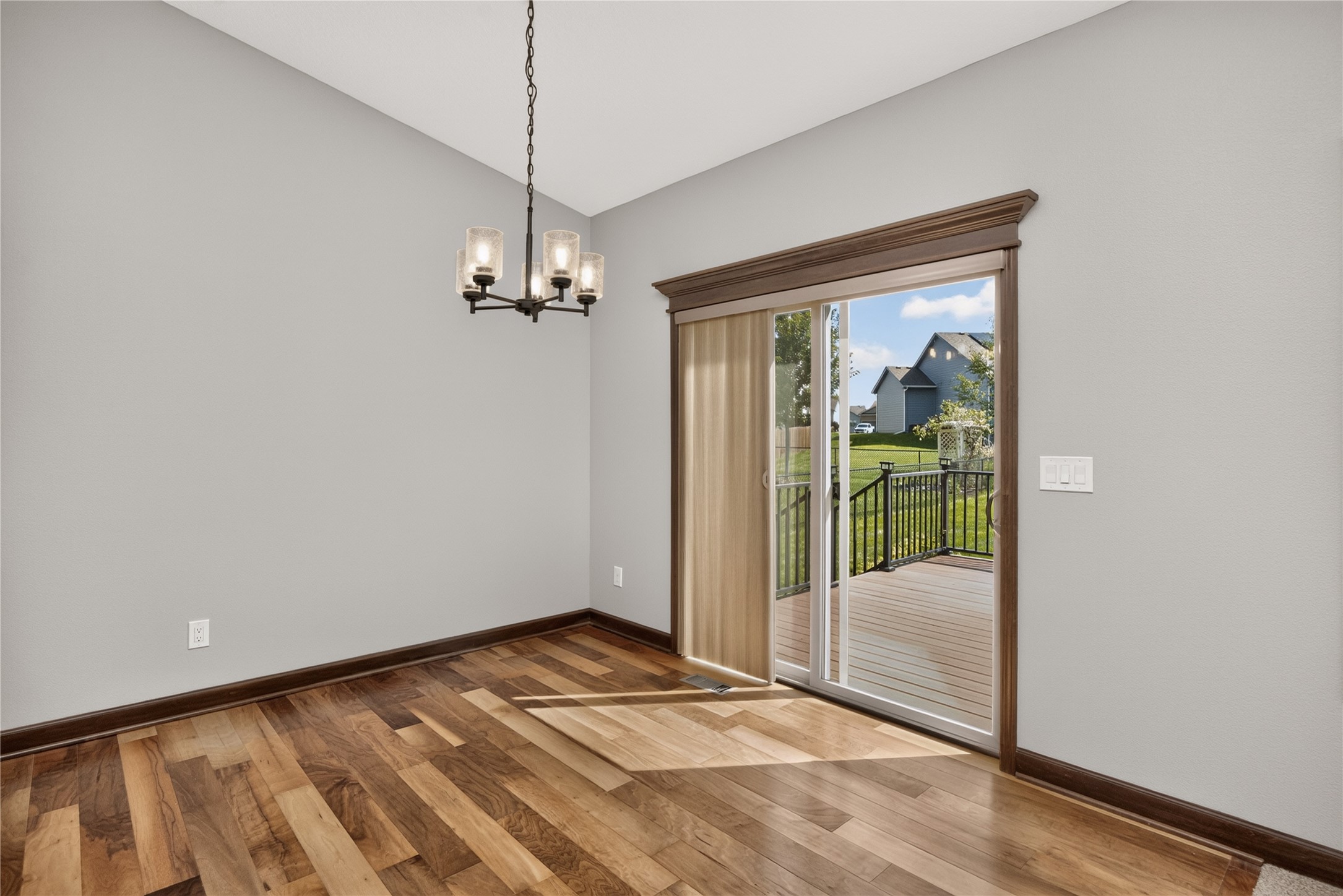 4119 145th Street Property Photo 8