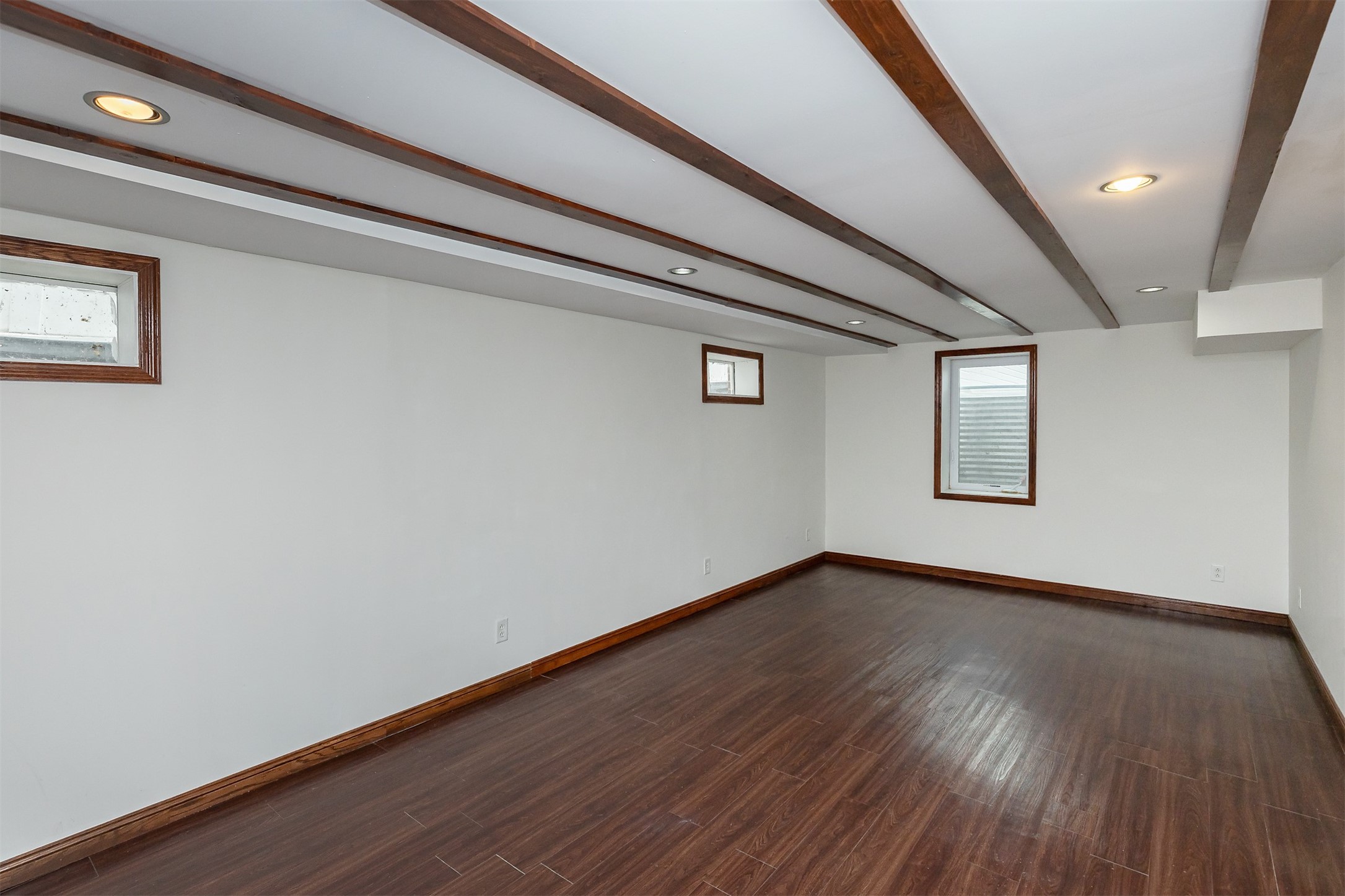 421 E Thornton Avenue Property Photo 20