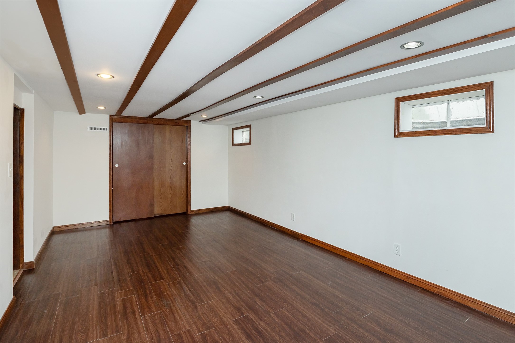 421 E Thornton Avenue Property Photo 21