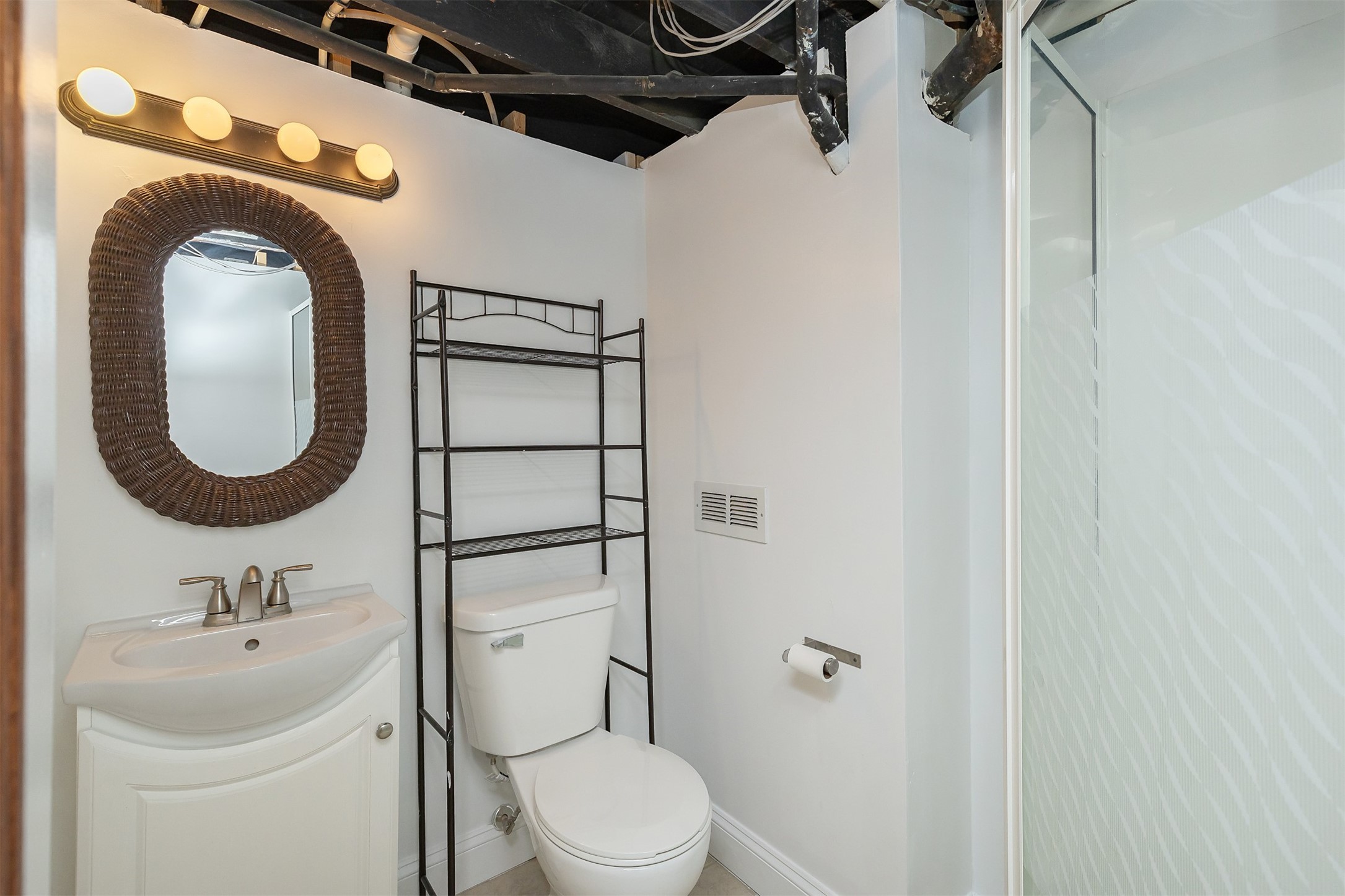 421 E Thornton Avenue Property Photo 22
