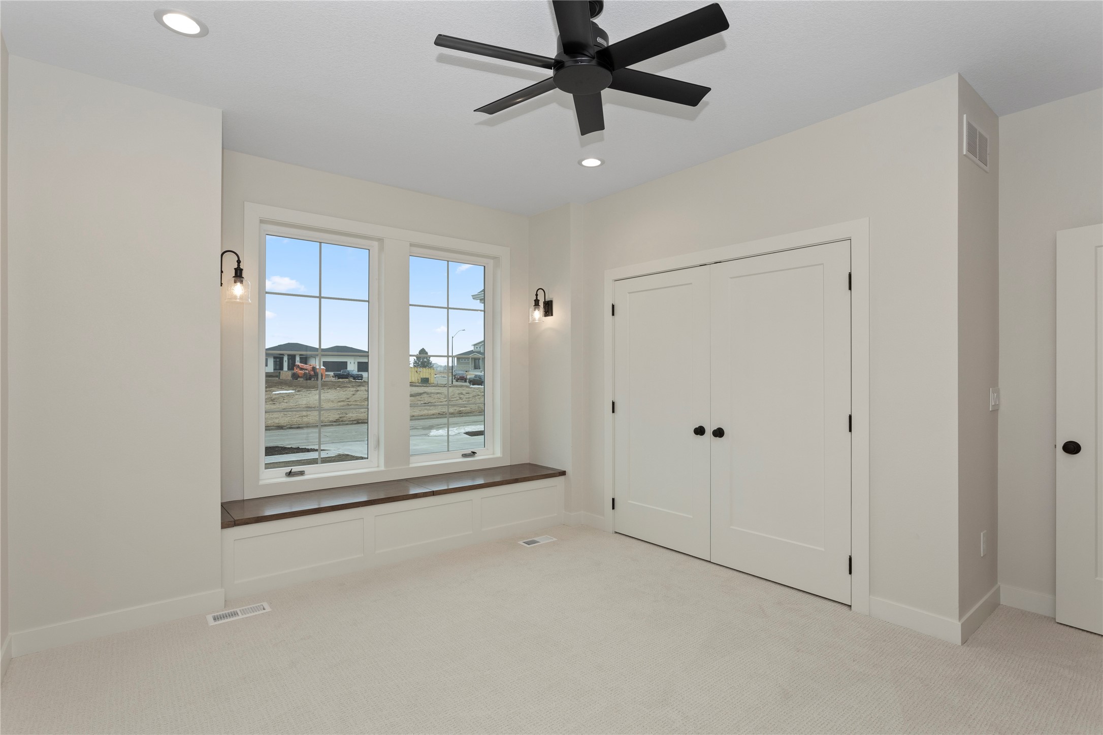 17425 Oakwood Drive Property Photo 25