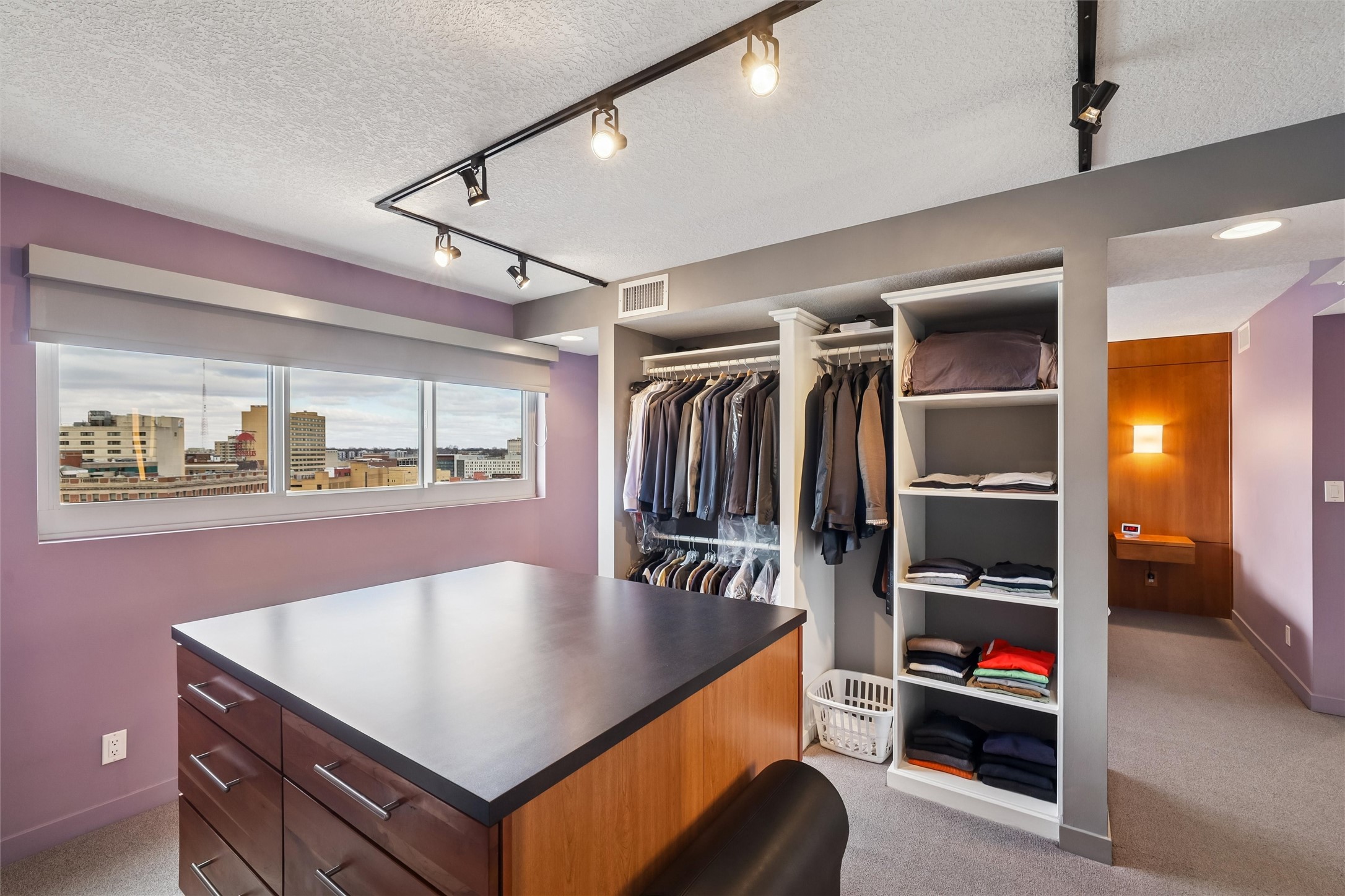 300 Walnut Street 1509 Property Photo 25