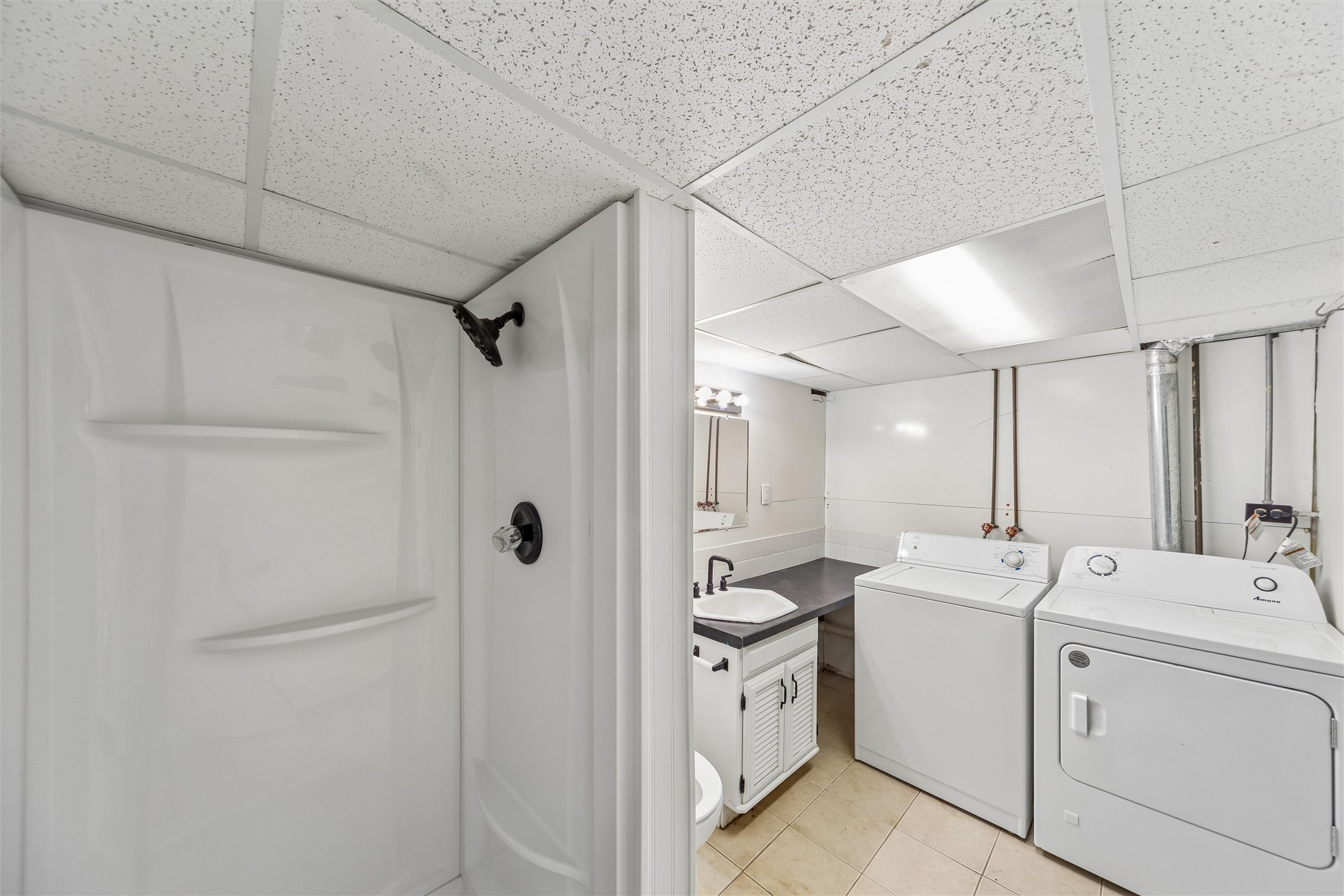1916 Locust Street Property Photo 17