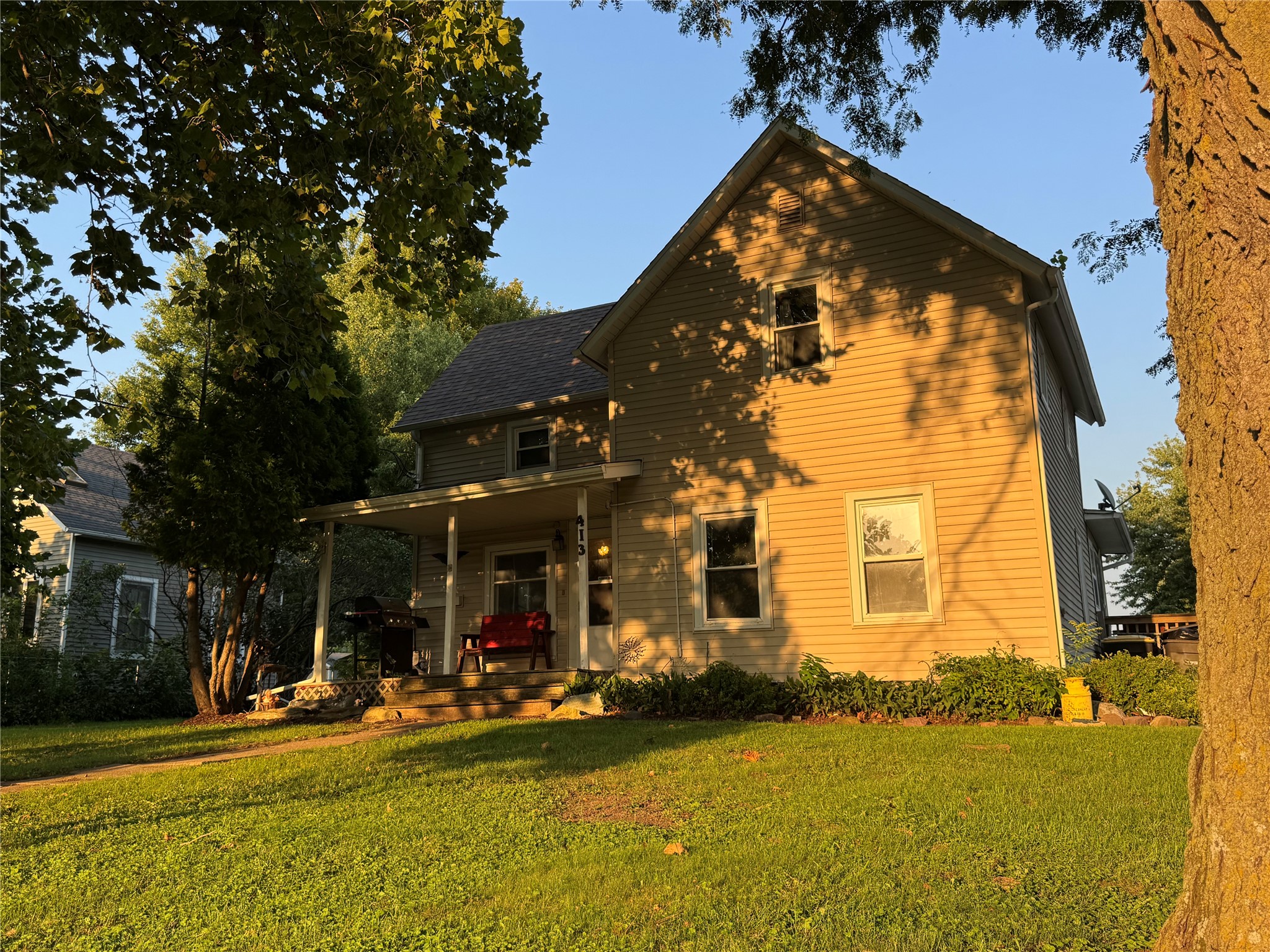 413 McClellan Street