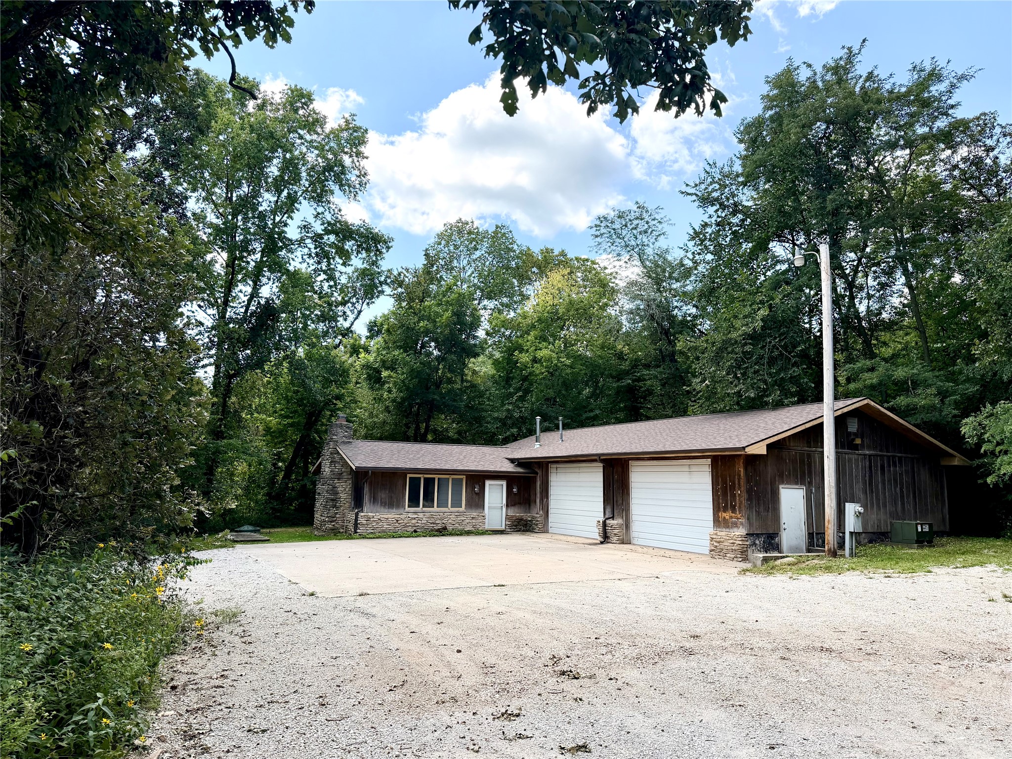 2273 Clark Tower Road Property Photo 1