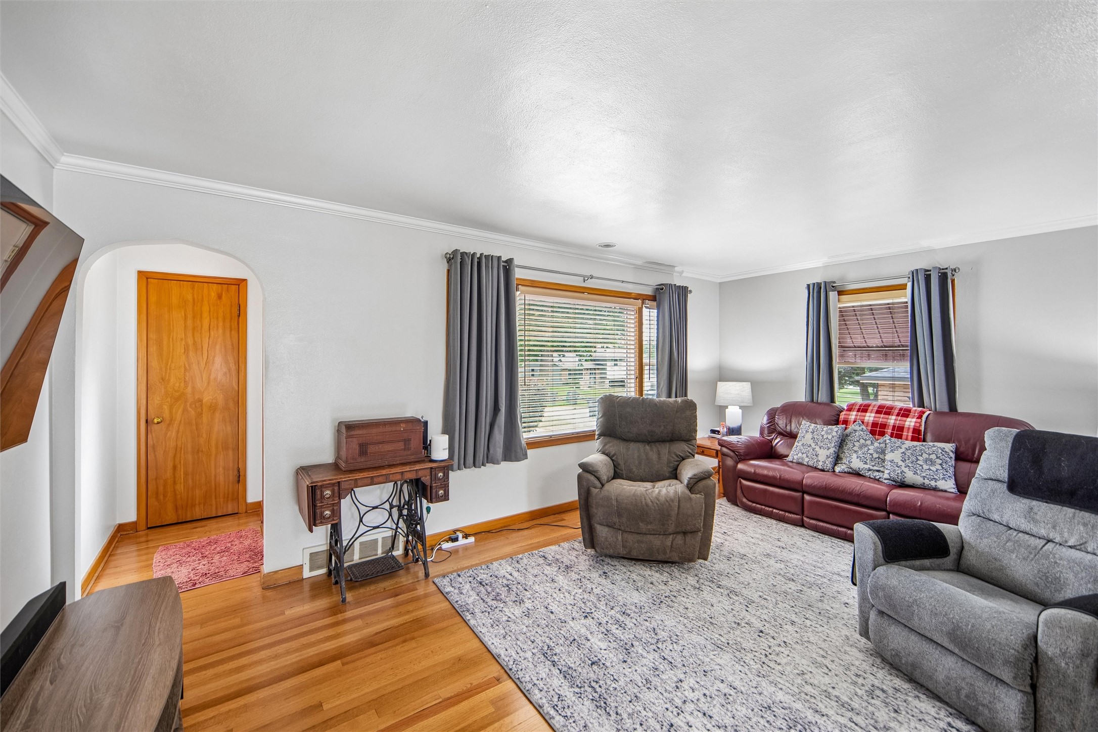 4120 9th Street Property Photo 3