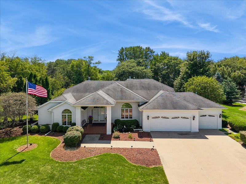 4304 Timberwood Drive Property Photo 1