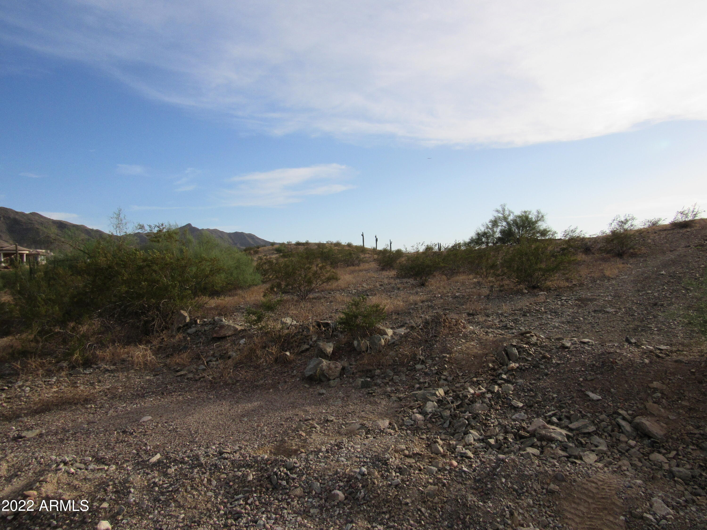 2211 W Dobbins Road Property Photo 16